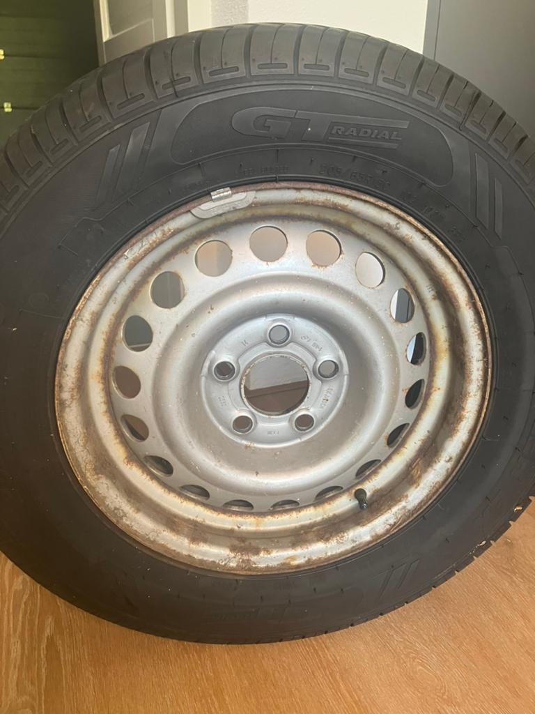 Reserve band 205/64R, Caravans en Kamperen, Ophalen, Gebruikt