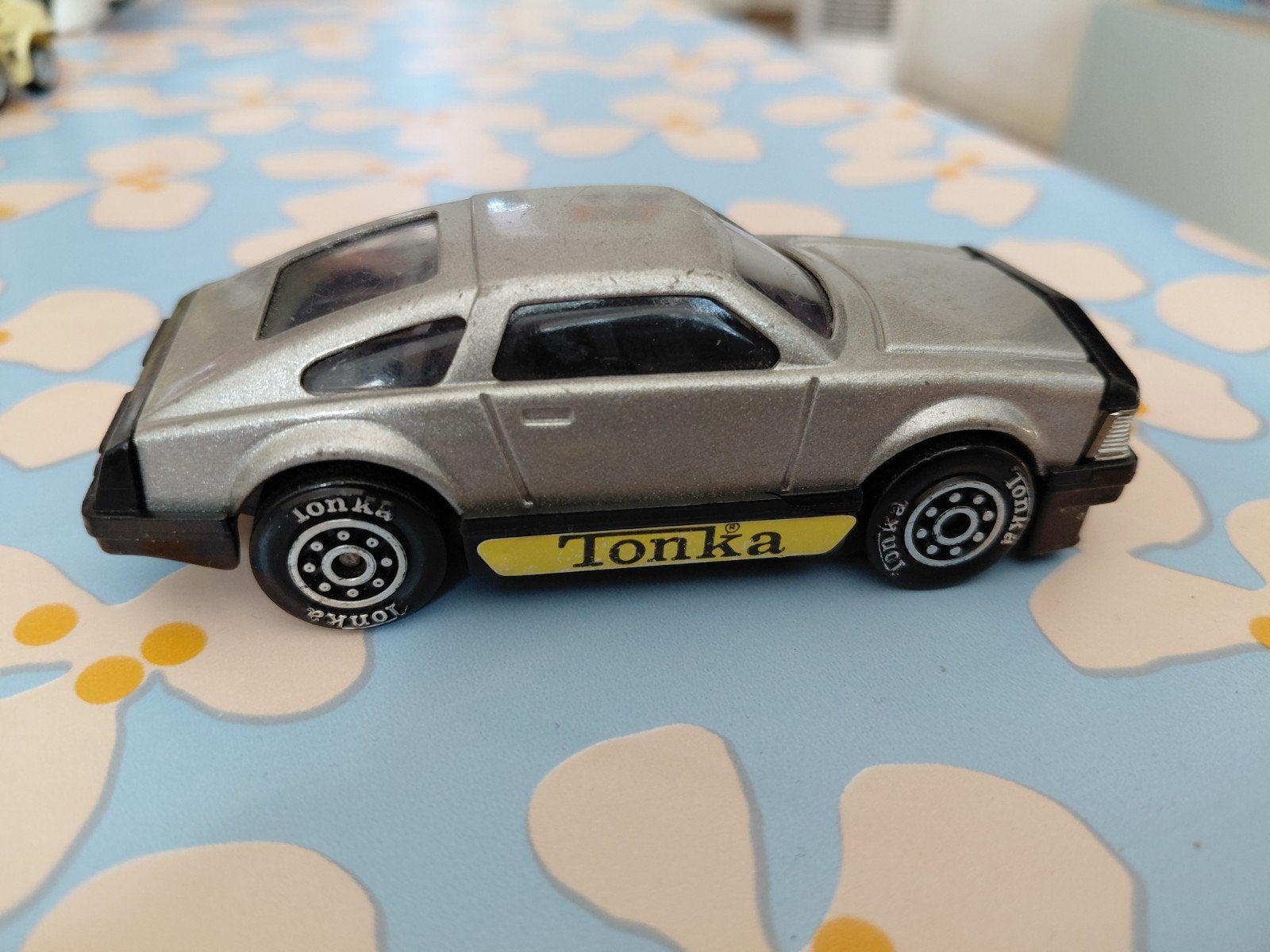 Vintage 1978 TONKA Mites fast back car japan diecast, Ophalen of Verzenden, Auto