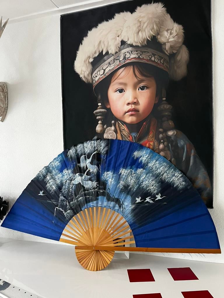 Grote chinese waaier met zwanen van hout en doek, Ophalen