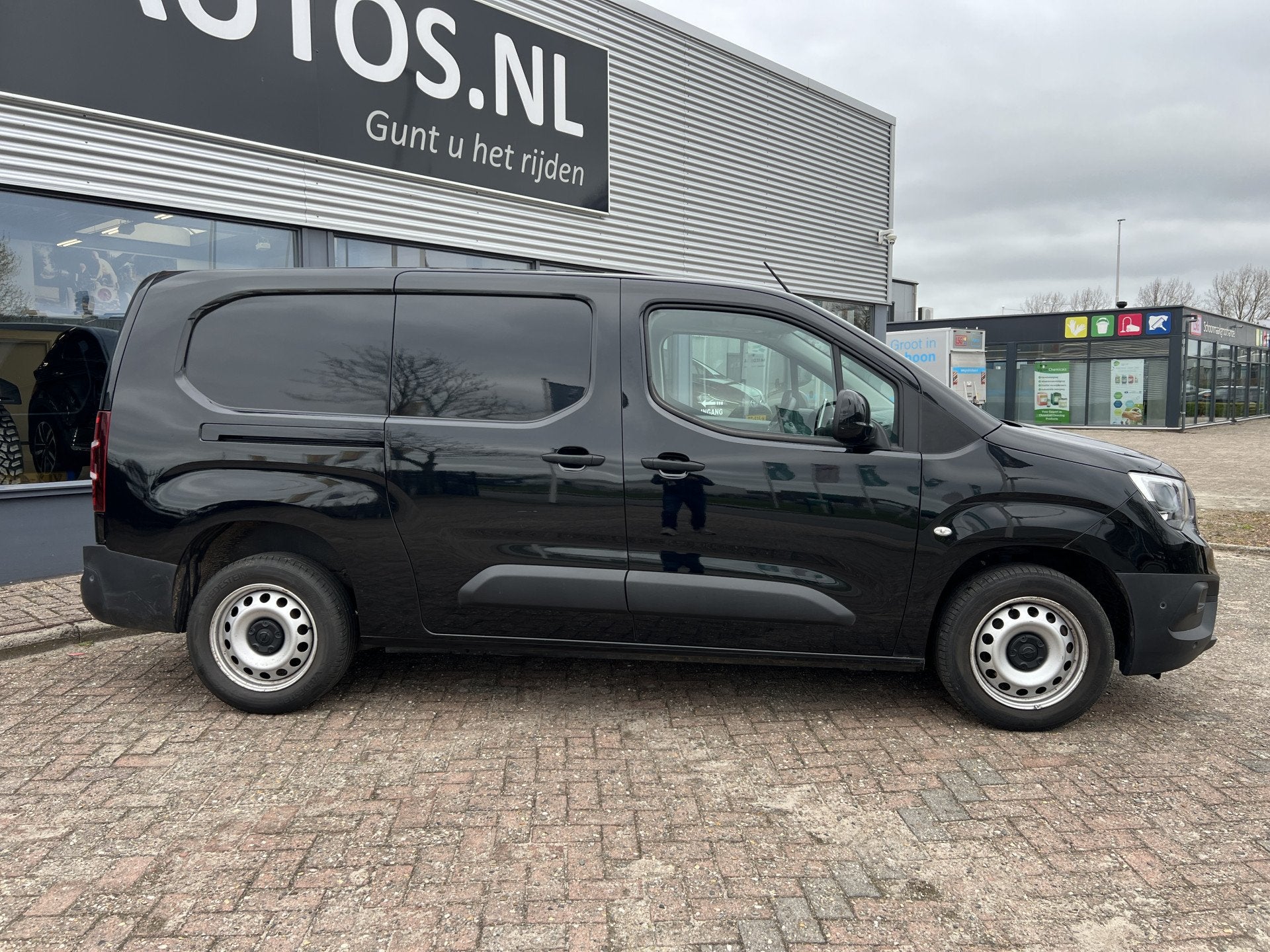 Opel Combo 1.5D L2H1 Navi/Carplay/Camera/Cruise (bj 2021), Auto's, Voorwielaandrijving, Gebruikt, 4 cilinders, Zwart