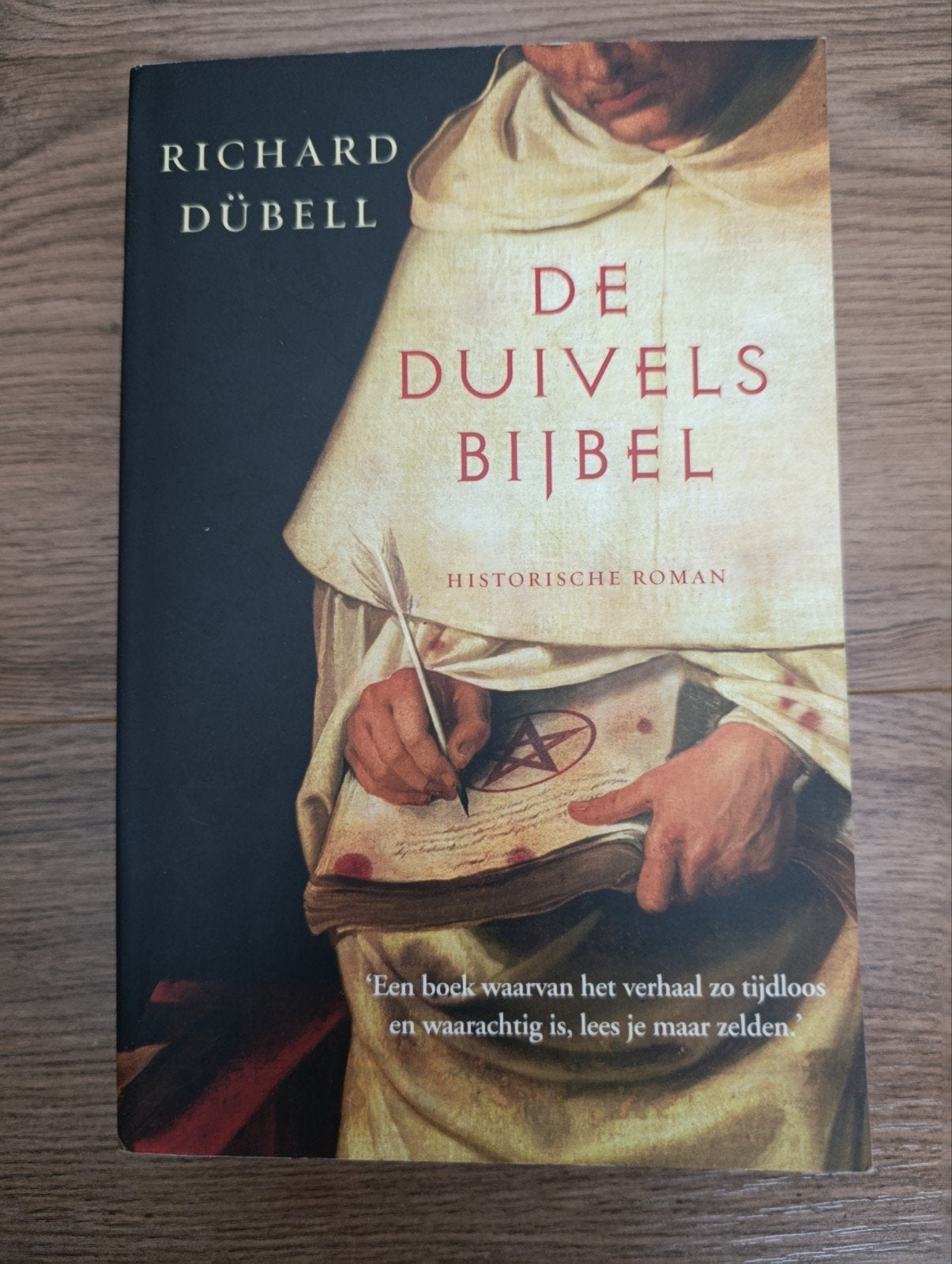 De Duivelsbijbel - Richard Dübell (Historische Roman), Boeken, Ophalen of Verzenden, Gelezen, Richard Dübell