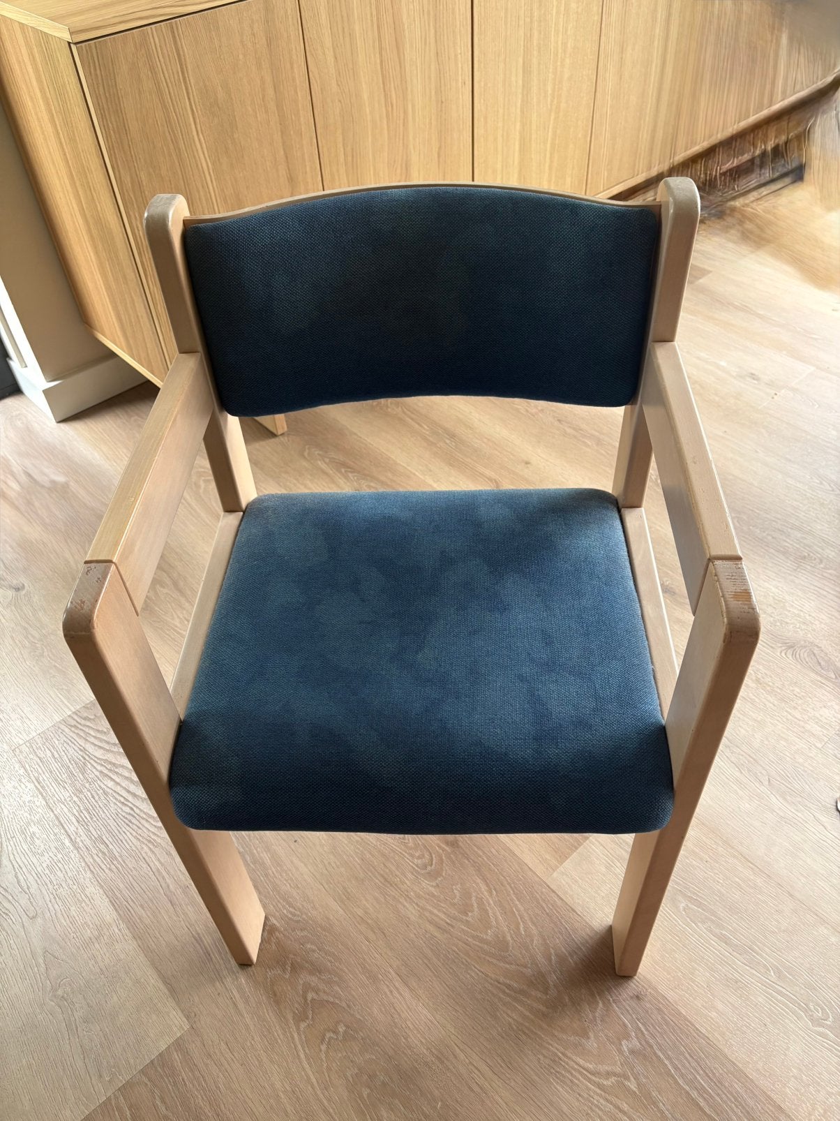 Design Armstoel (Wegner stijl) vintage, Ophalen, Hout, Gebruikt, Bruin