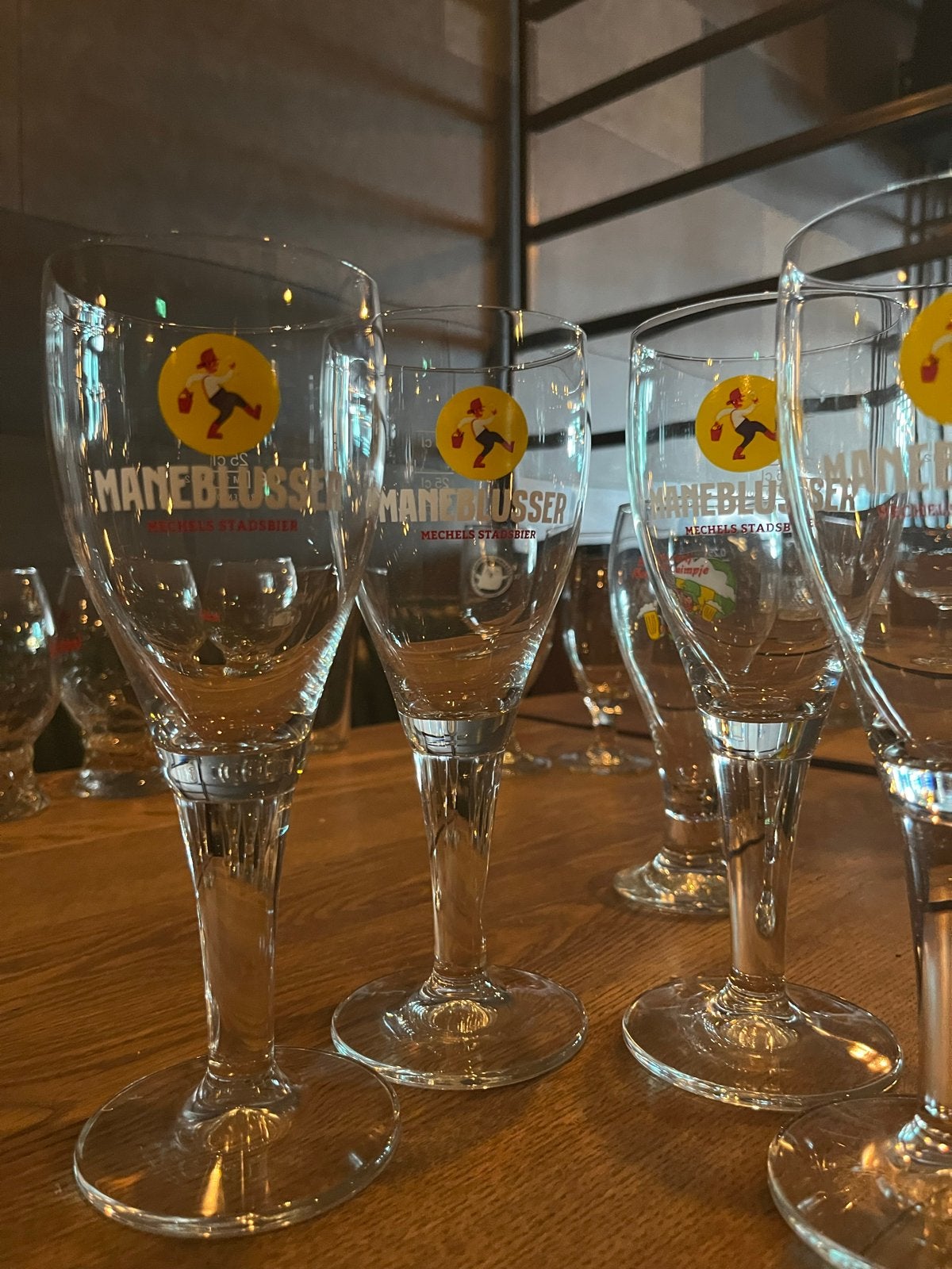 Mannenblusser bierglazen - set van 6, Ophalen of Verzenden, Zo goed als nieuw, Glas of Glazen, Jupiler