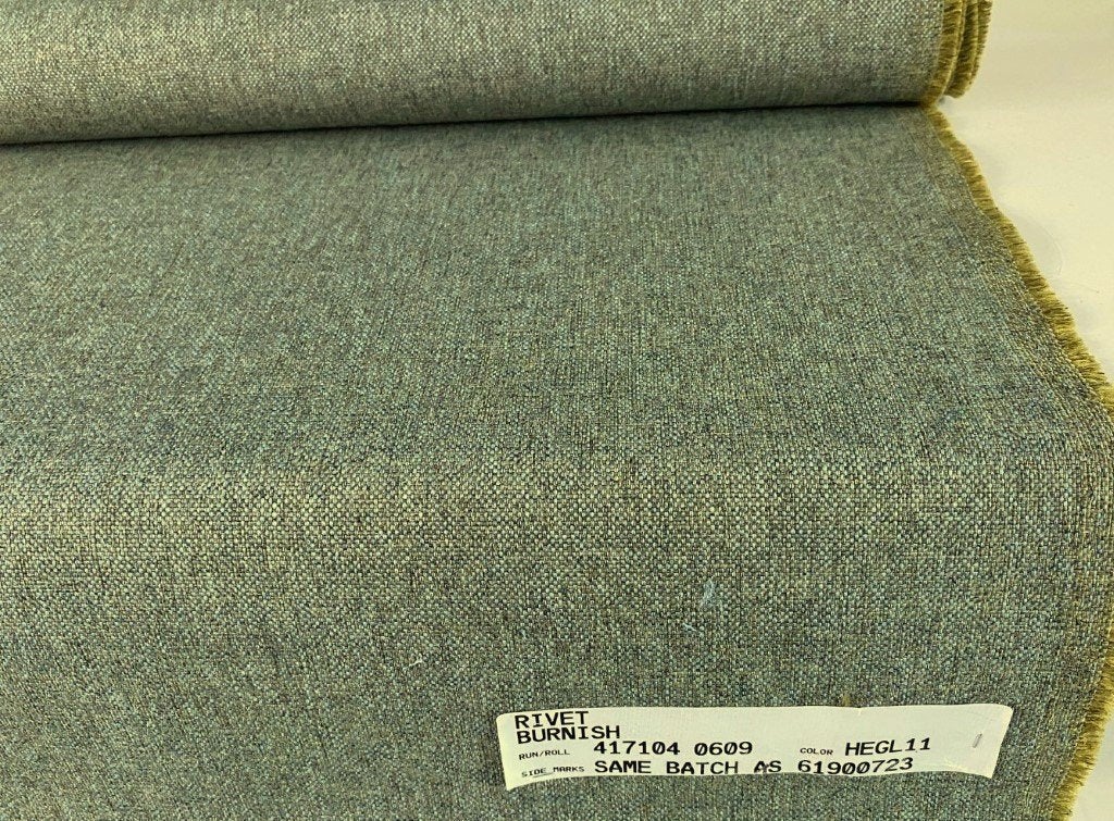 Camira Rivet: olijgroen lichtblauw; 2x restant meubelstof, Hobby en Vrije tijd, Stoffen en Lappen, 120 cm of meer, Nieuw, Ophalen of Verzenden