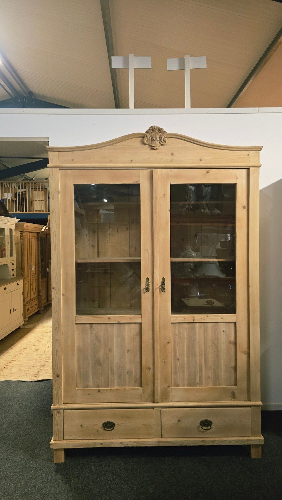 Antieke Grenen Houten Vitrinekast uit voorraad leverbaar, Huis en Inrichting, 100 tot 150 cm, 200 cm of meer, Met lade(s), Ophalen of Verzenden