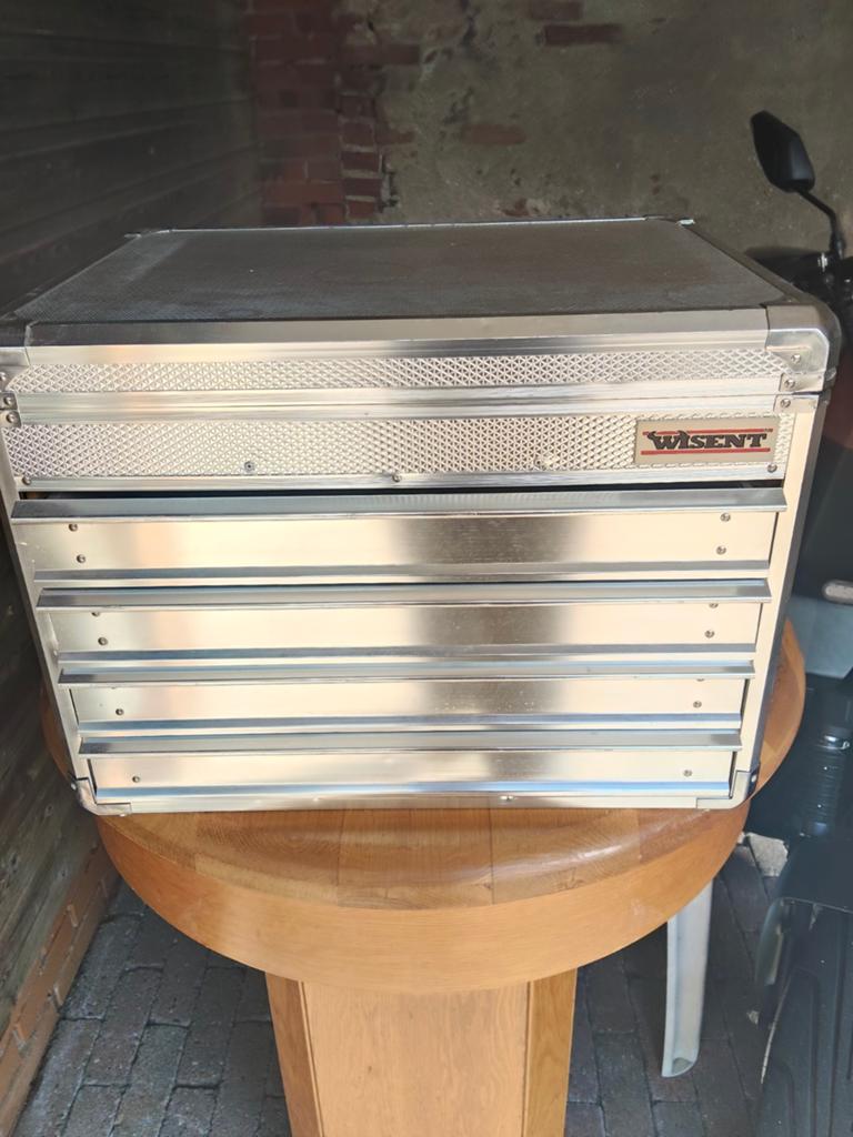 Nette aluminium kist, Ophalen, Zo goed als nieuw