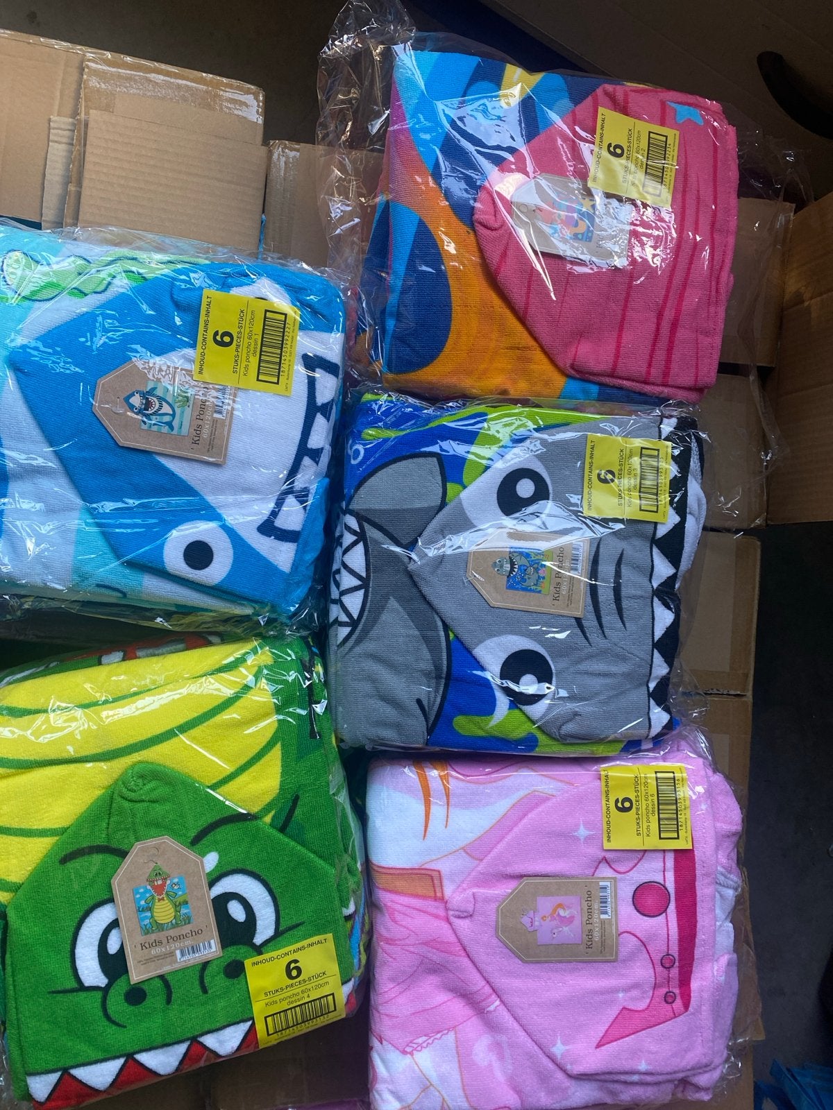 Partij 30x Nieuwe Kinderponcho's - Assorti Designs, Jongen of Meisje, Onbekend, Nieuw, Ophalen of Verzenden