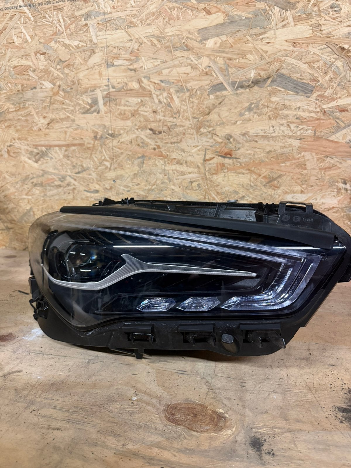 Mercedes CLA W118 Facelift LED koplamp rechts A1189068601, Ophalen, Nieuw