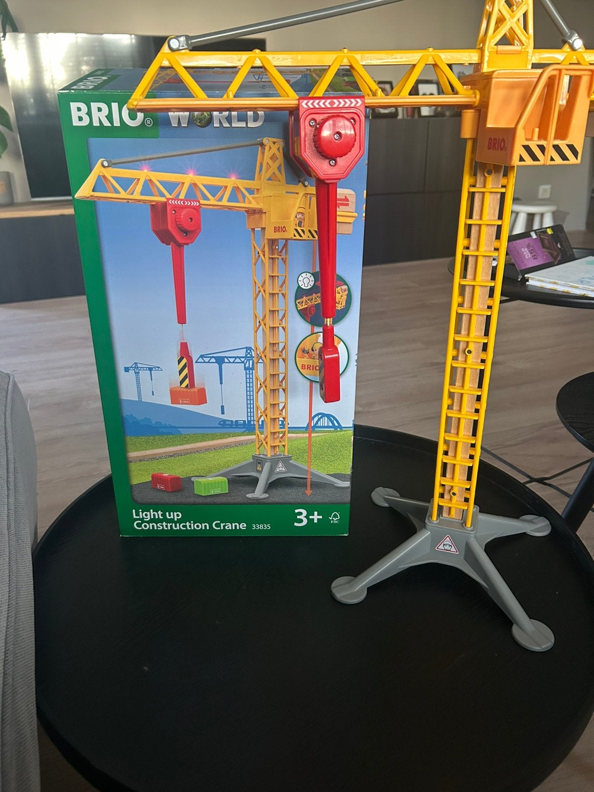 Brio world (verlichte) hijskraan, Ophalen, Zo goed als nieuw