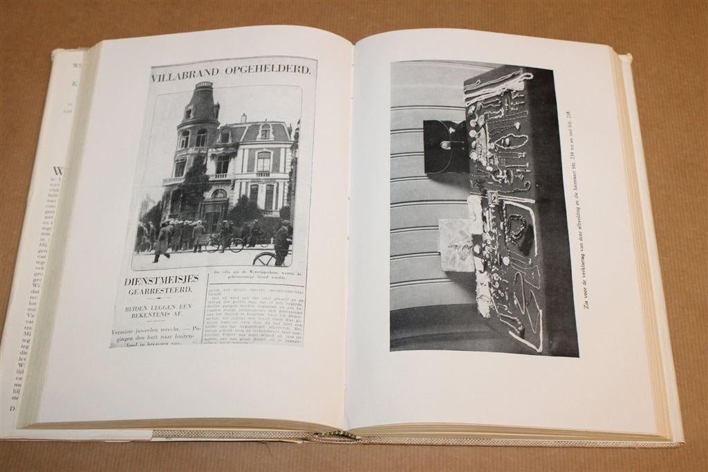 De Commissaris Vertelt Door — Politie Amsterdam 1951, Ophalen of Verzenden, Gelezen, Nederland