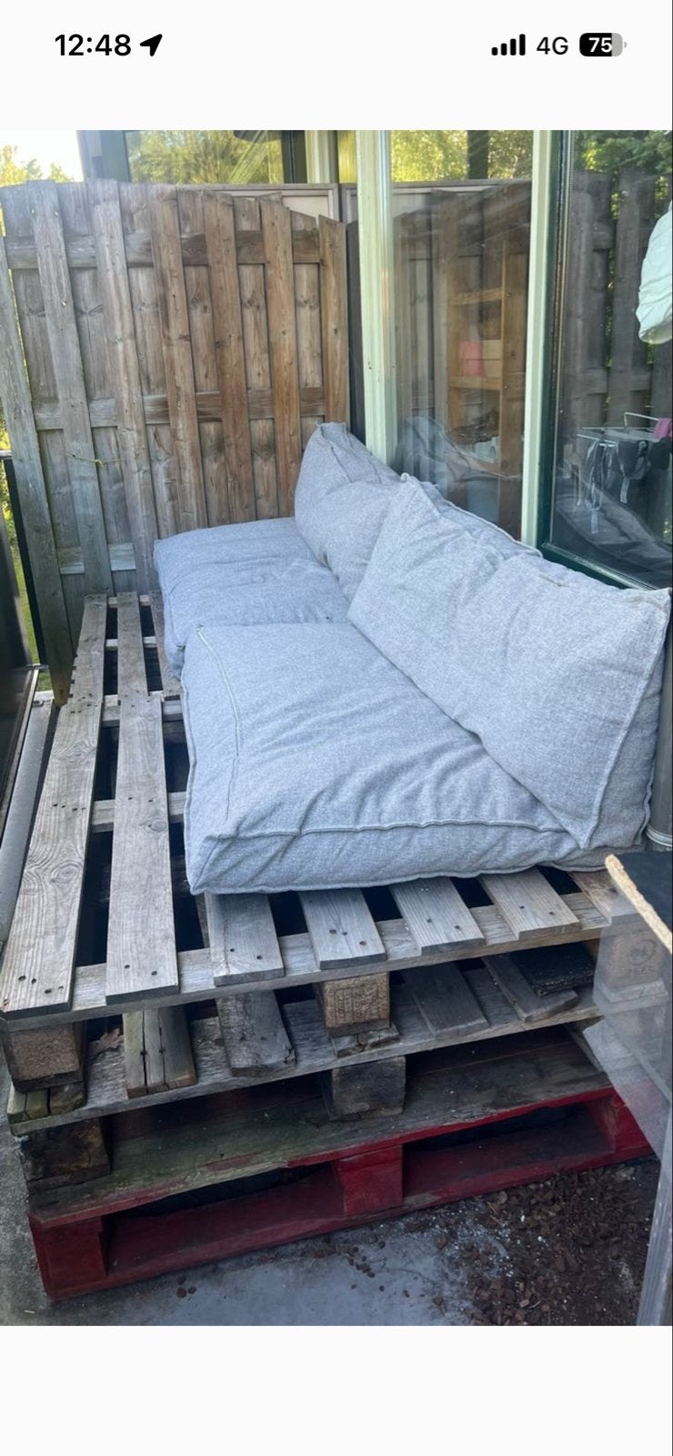Gratis: 6 grote pallets met grijze kussens, Ophalen, Gebruikt, 100 tot 125 cm, Hoekbank