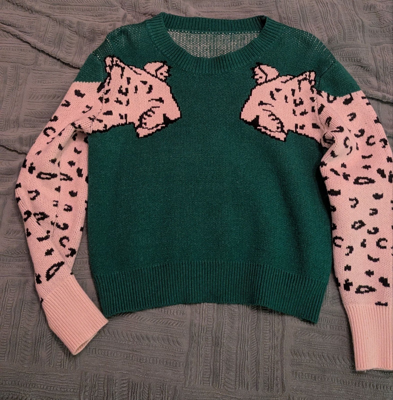 Groene trui met luipaardprint mouwen, Kleding | Dames, Truien en Vesten, Ophalen of Verzenden, Maat 36 (S), Groen, Onbekend