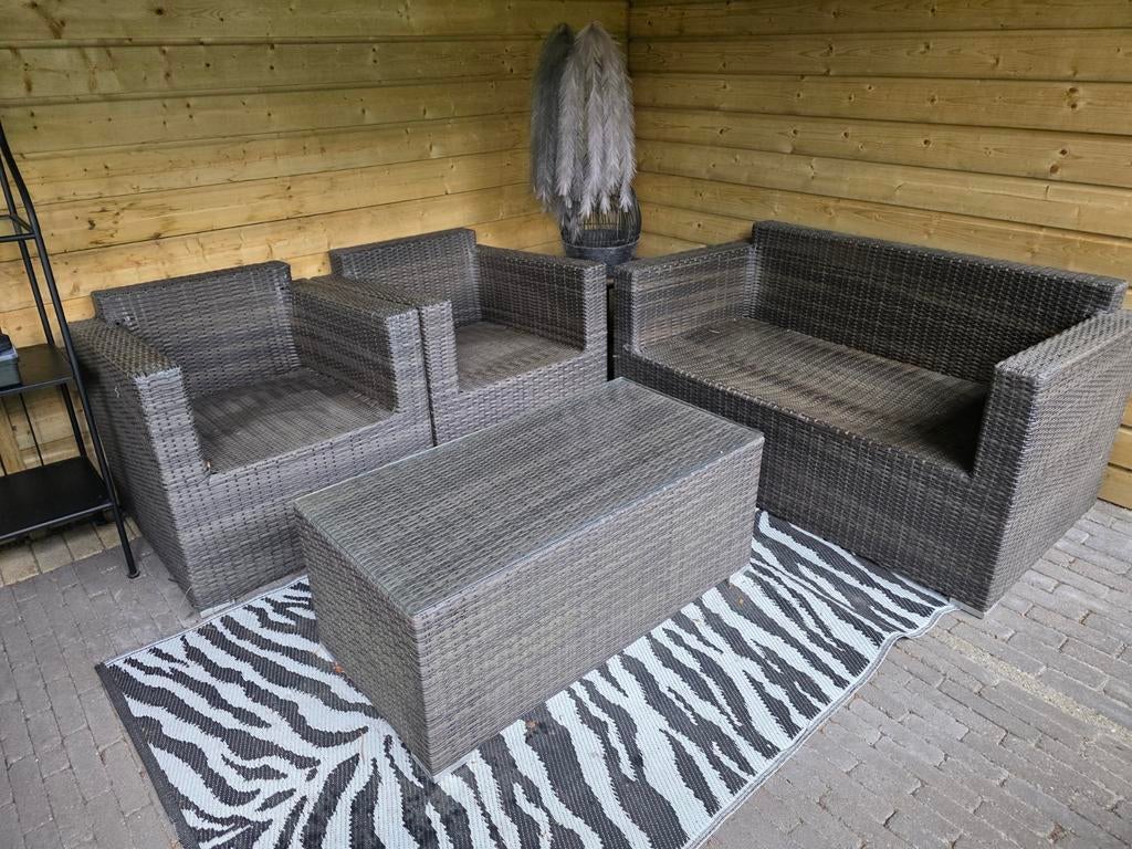 Gratis Lounge set, Ophalen, 4 zitplaatsen, Gebruikt, Bank