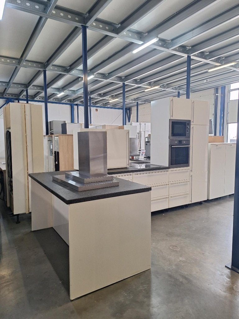 Keuken Compleet met APP 120Keukens op voorraad Nr. 2950, Huis en Inrichting, Ophalen of Verzenden, Zo goed als nieuw, Hoekkeuken