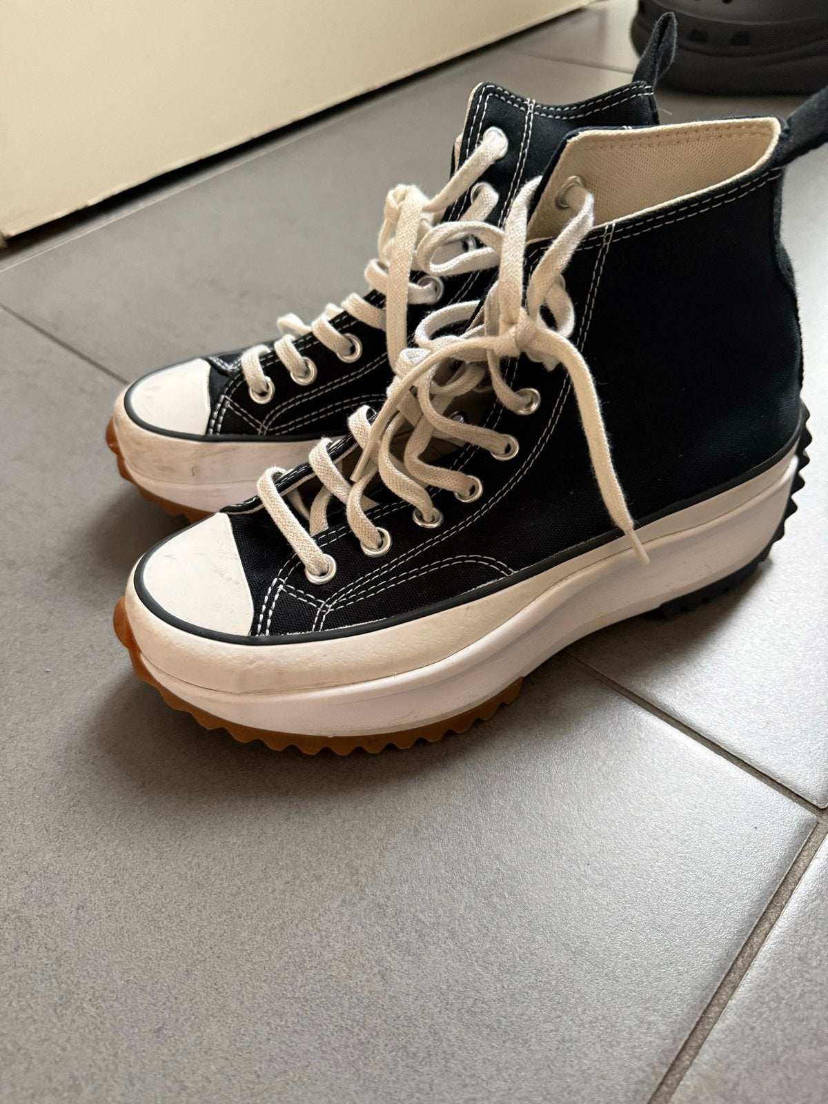Converse Run Star Hike High Top Sneakers Zwart, Kleding | Dames, Schoenen, Verzenden, Zo goed als nieuw, Zwart, Sneakers of Gympen