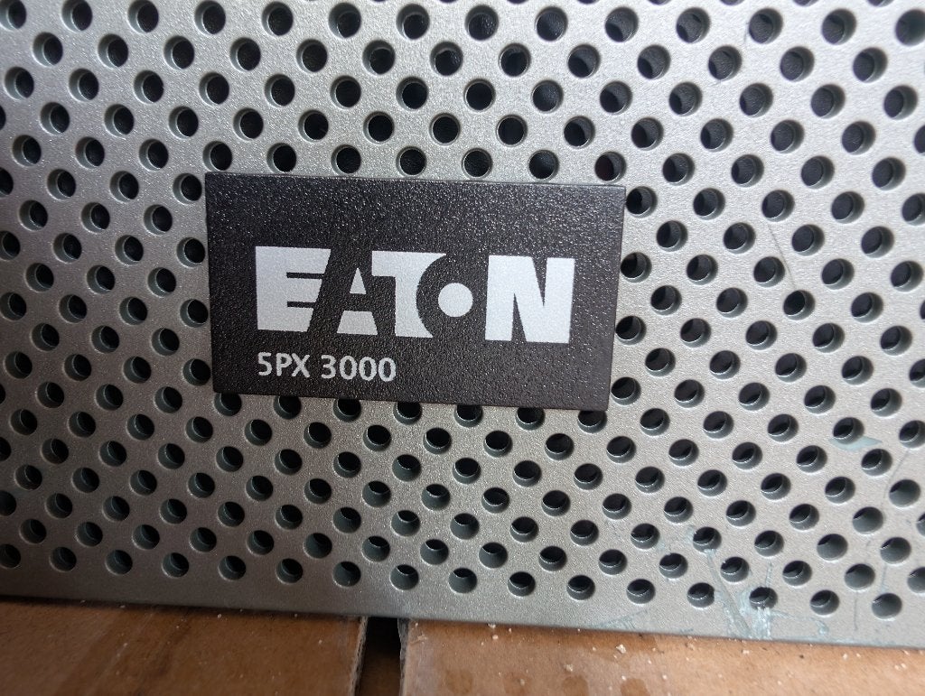 Eaton 5PX 3000i UPS + EBM (External Battery Module), Computers en Software, Ophalen, Nieuw