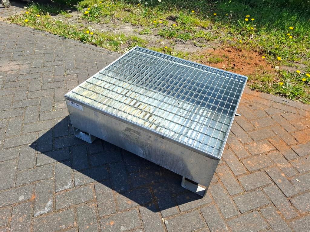 Olie lekbak 200L, Ophalen