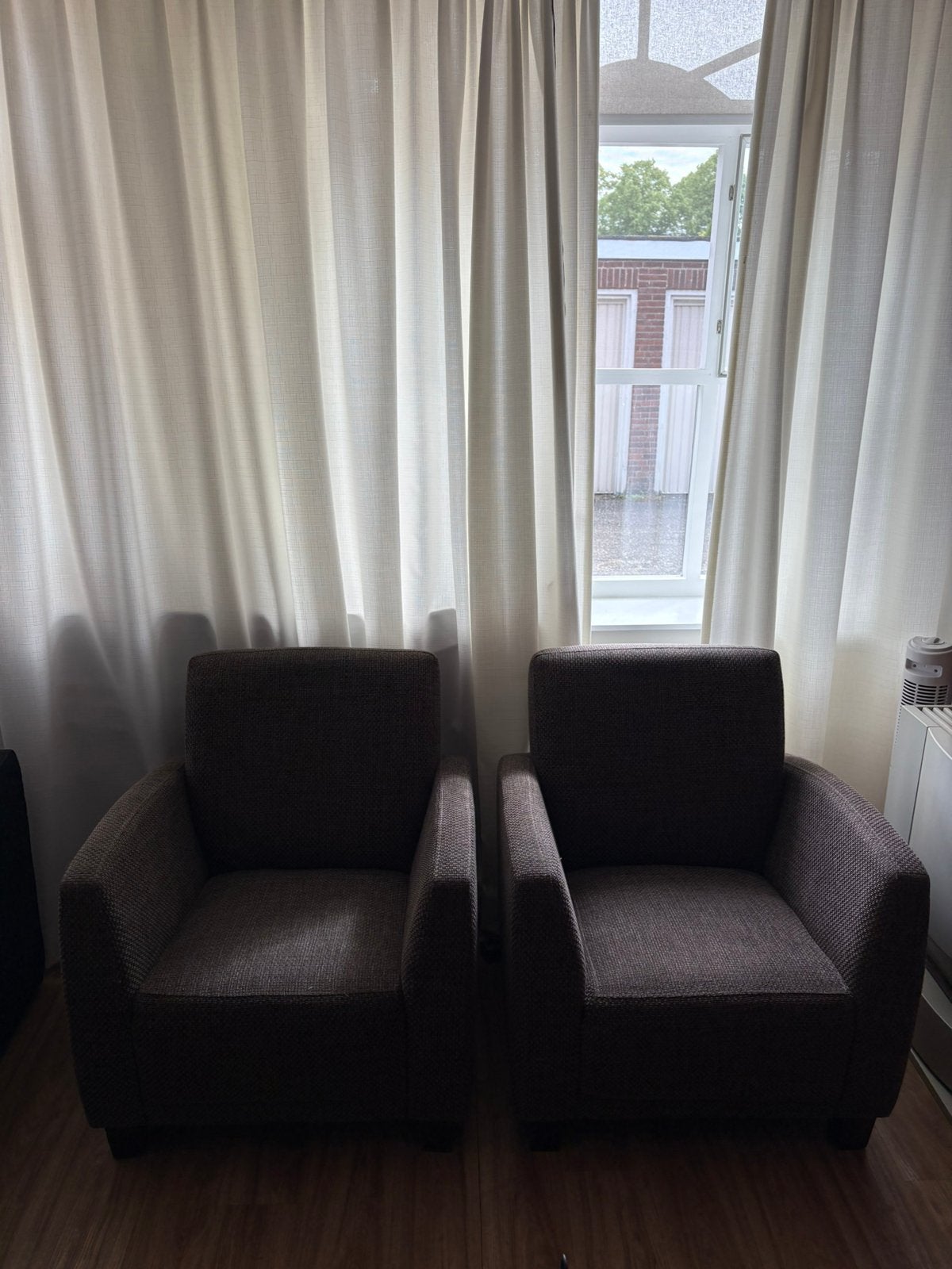 2 comfortabele bankjes.in nieuwstaat, Ophalen, Zo goed als nieuw