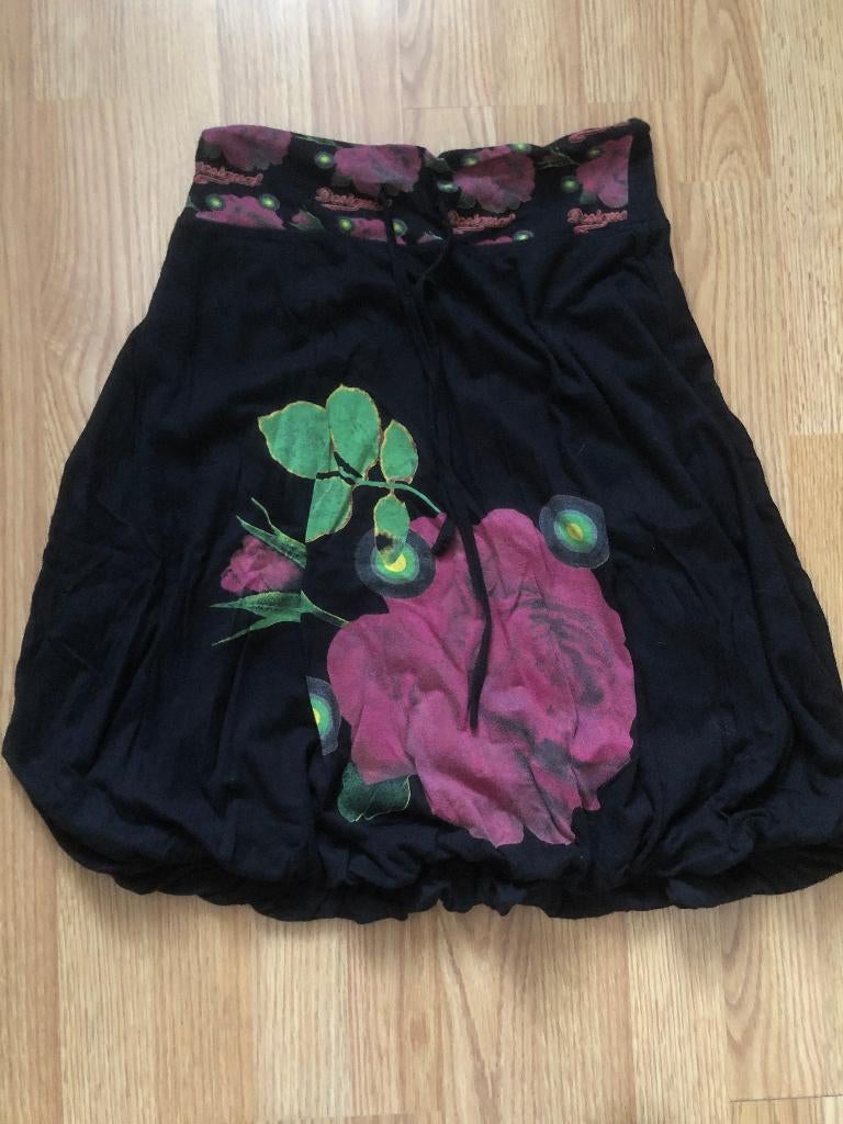 Desigual rok / ballonrok maat xs, Kleding | Dames, Rokken, Zwart, Ophalen of Verzenden, Zo goed als nieuw, Desigual