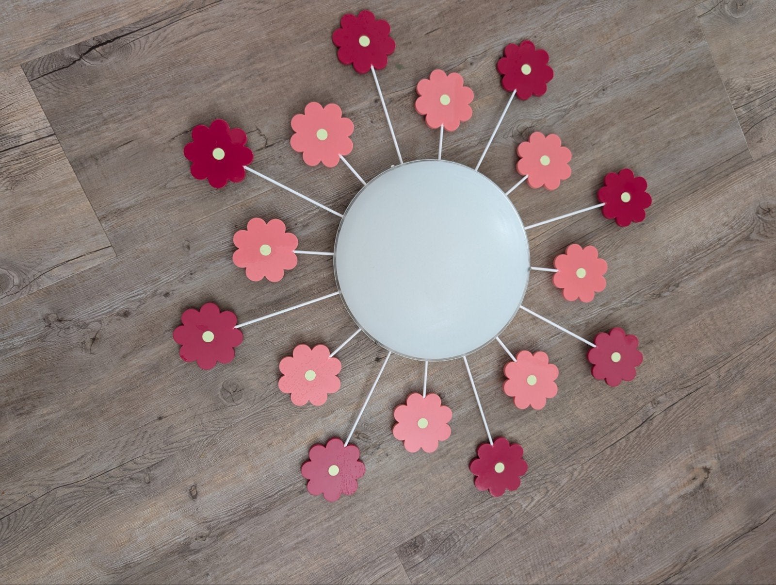 Eglo plafondlamp Viki roze met glow in the dark bloemen, Ophalen