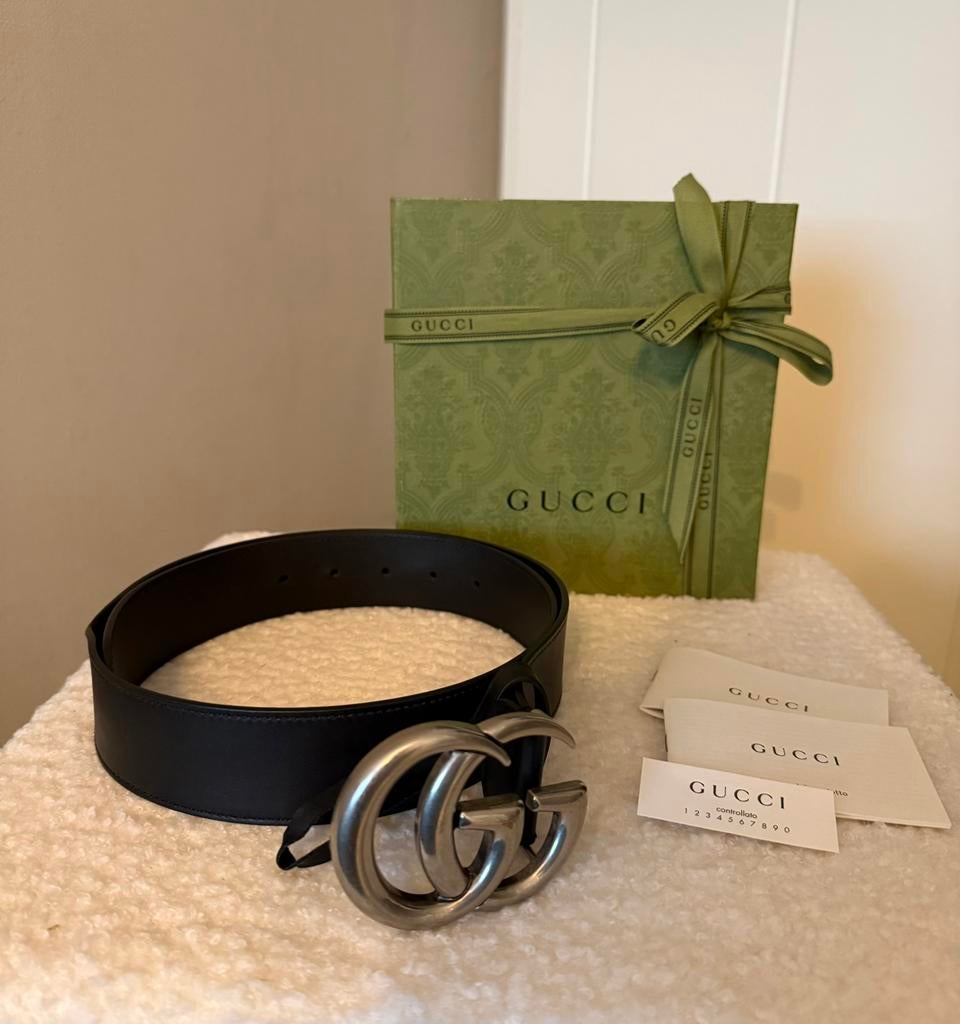 Gucci riem zwart met zilver, Kleding | Dames, 80 tot 90 cm, Ophalen of Verzenden, Gedragen, Echt leder