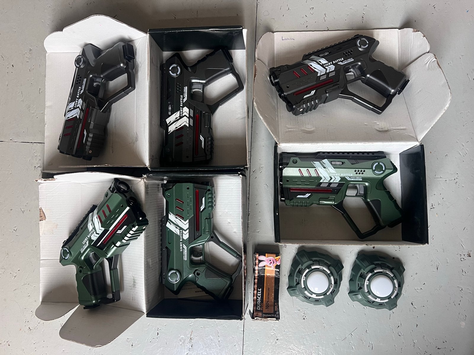 Light Battle Connect Laser Tag Set - 6 guns & accessoires, Light@connect.nl, Zo goed als nieuw, Light Connect, Laserweg 4