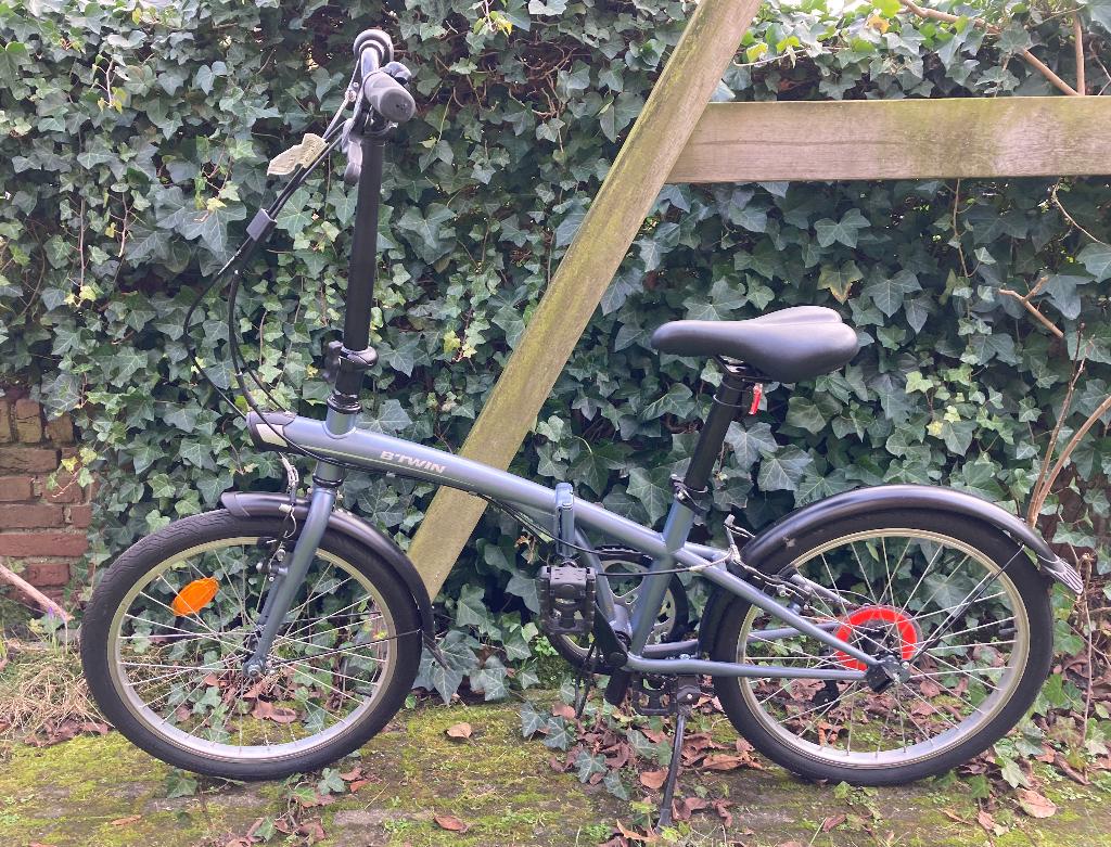 vouwfiets decathlon met versnellingen, Fietsen en Brommers, Fietsen | Vouwfietsen, 20 inch of meer, Versnellingen, Zo goed als nieuw