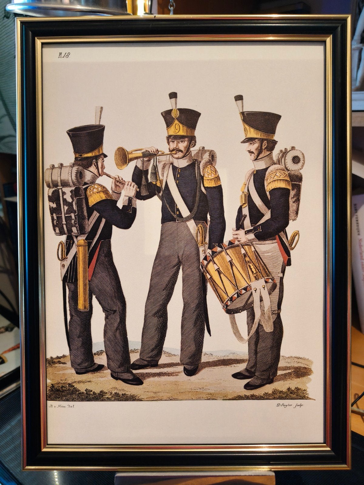 Ingelijste prent van militaire muzikanten, 1800 - 1899, Militair, Gravure, Gesigneerd