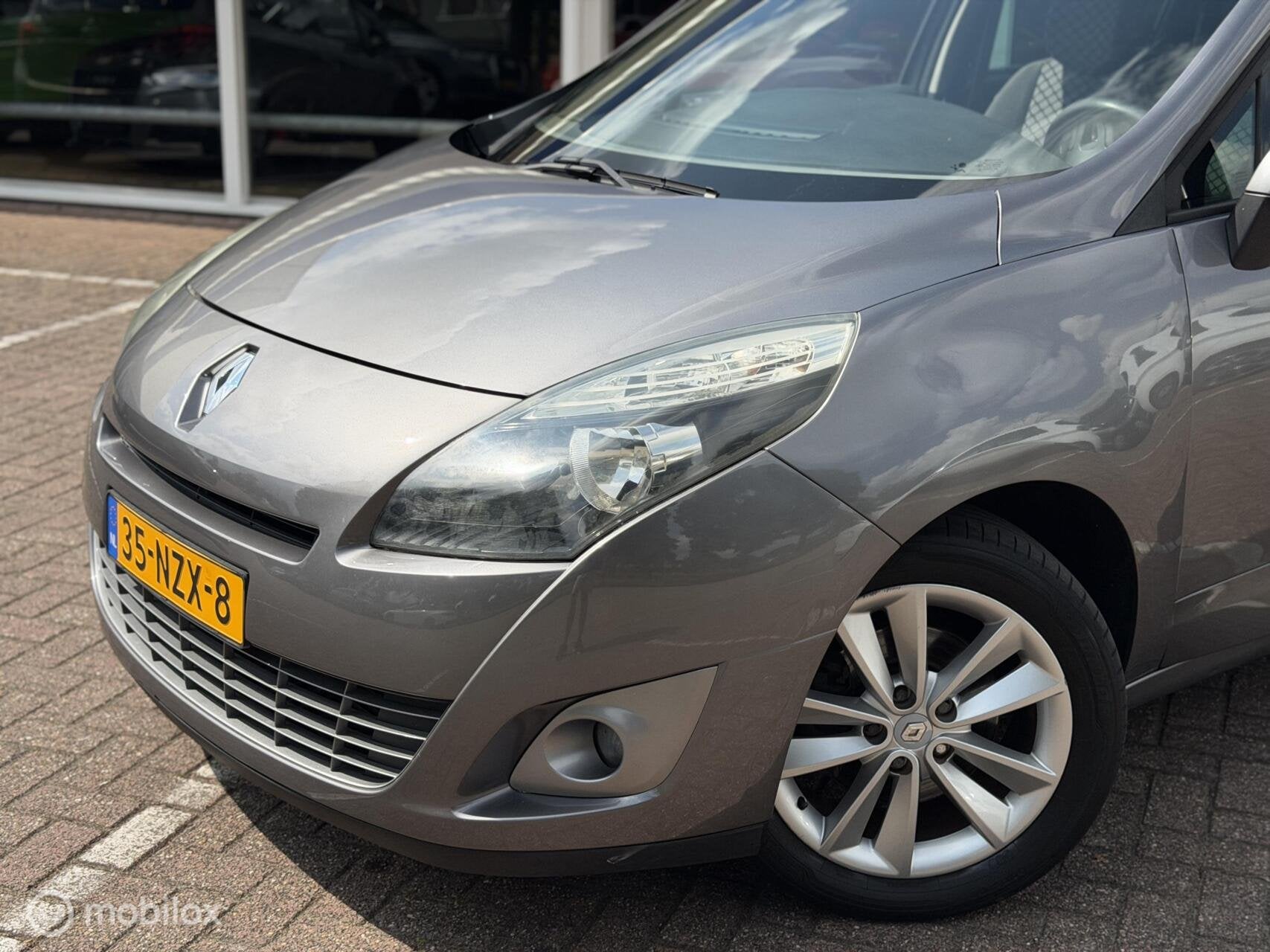 Renault Grand Scenic 1.4 TCE Privilege|Clima|Cruise|Trekhaak, Voorwielaandrijving, Gebruikt, 4 cilinders, Handgeschakeld