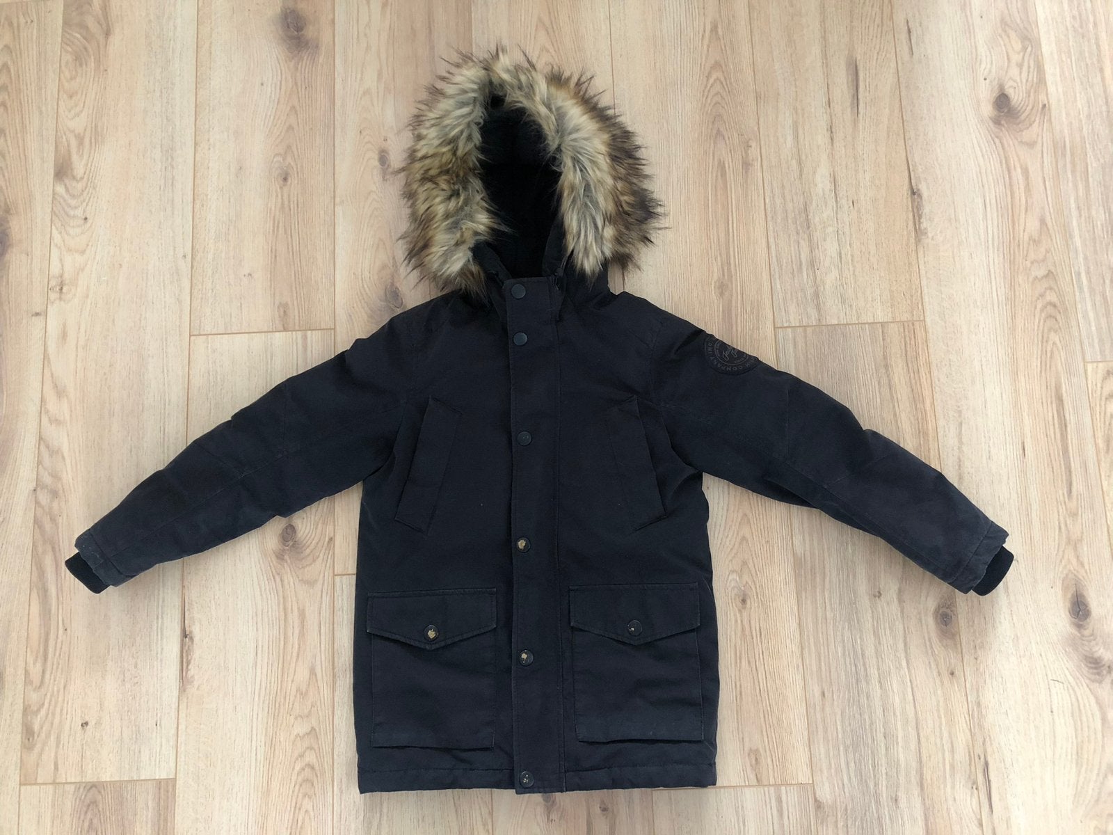 Stoere Jack & Jones jas winterjas jongen zwart capuchon 140, Ophalen of Verzenden, Gebruikt, Jongen, Jas