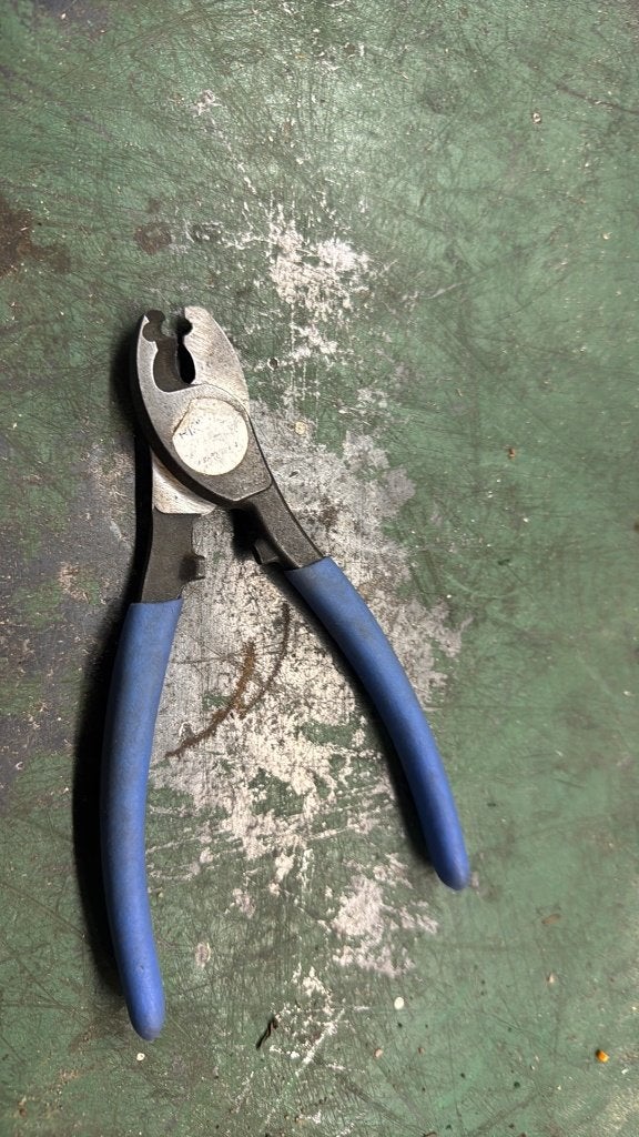 kabel striptang, Ophalen, Zo goed als nieuw