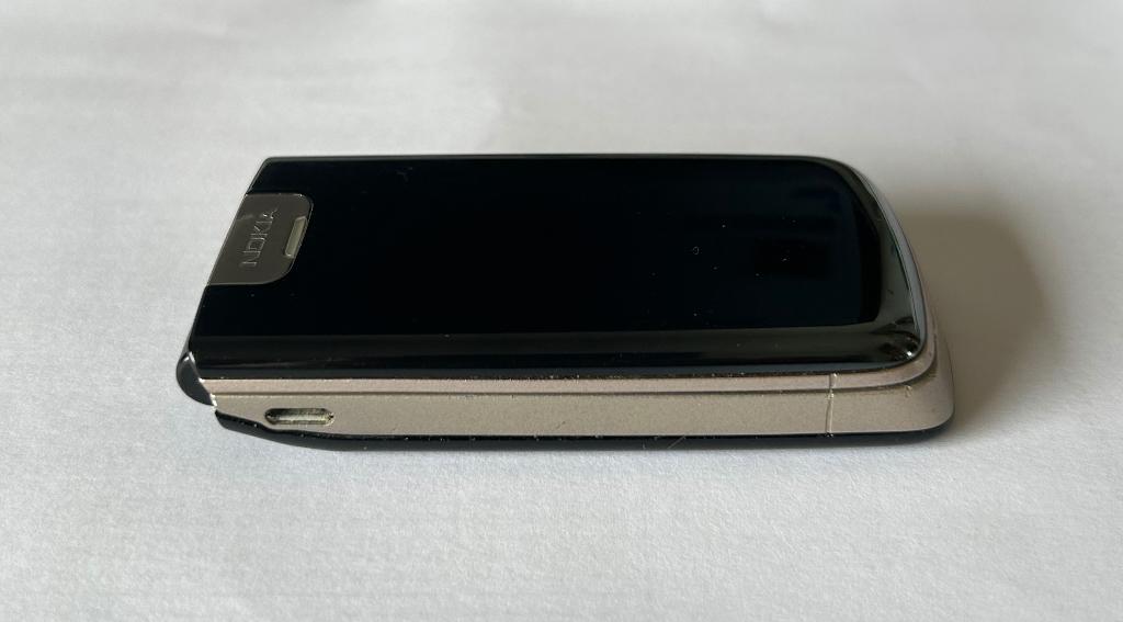 Nokia 6600 Fold (Black) (Vintage), Gebruikt, Zwart, Ophalen of Verzenden, Zonder simlock