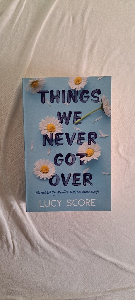 Things we never got over. Lucy Score, Ophalen of Verzenden, Zo goed als nieuw, Lucy Score