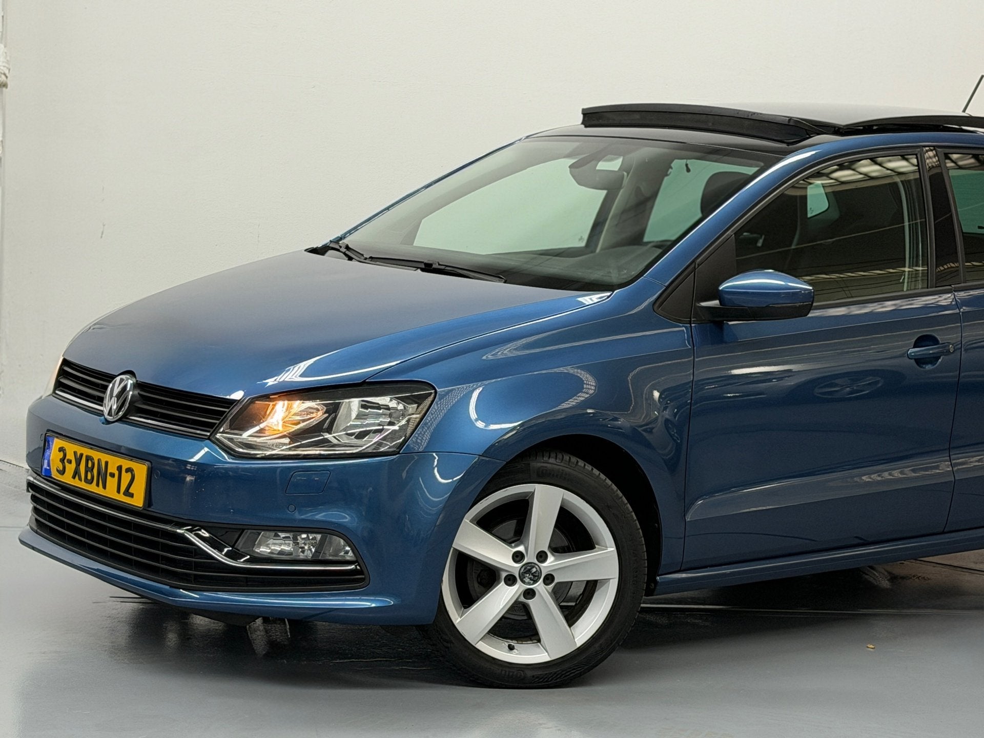 Volkswagen Polo 1.2 TSI Highline DSG PANO Stoelverwarming Cr, Dealer onderhouden, Stof, Origineel Nederlands, Bedrijf