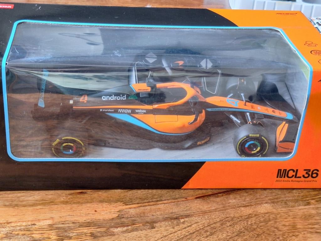 McLaren MCL36 F1 RC Auto - 2022 Emilia Romagna GP 1:18, Hobby en Vrije tijd, Modelbouw | Radiografisch | Auto's, Elektro, Ophalen of Verzenden