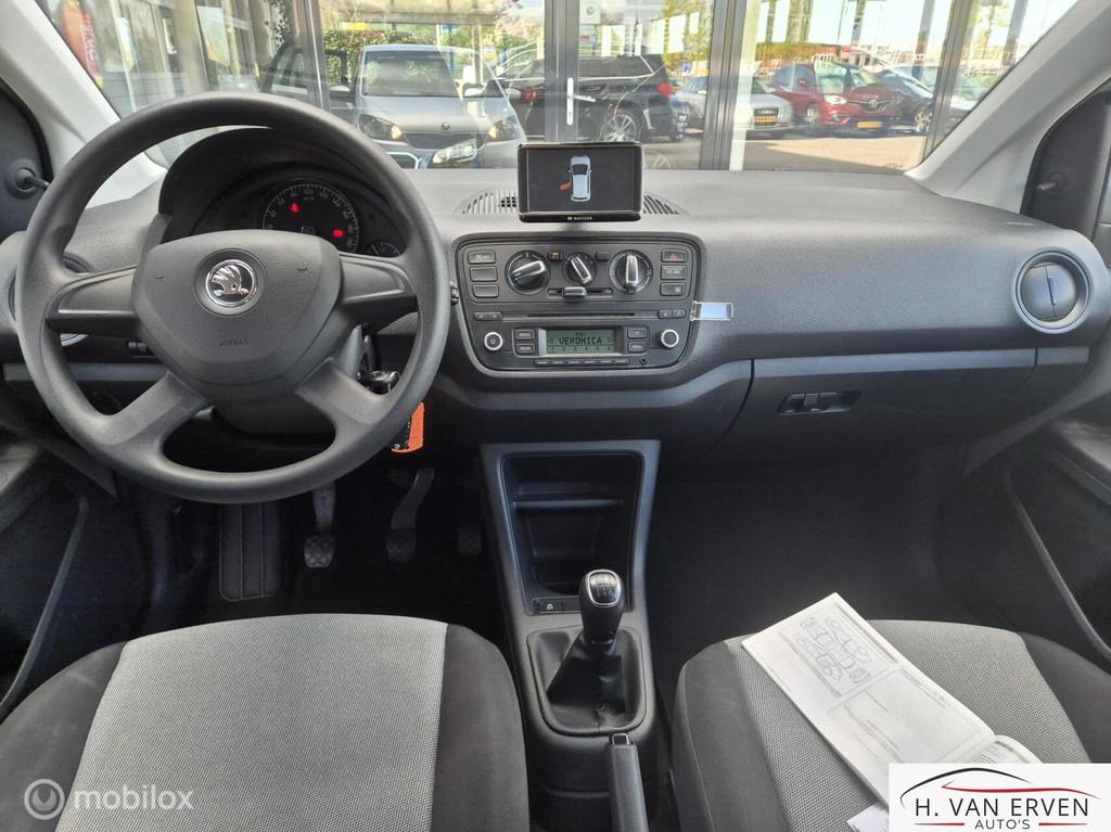 Skoda Citigo 1.0 81000KM DEALERONDERHOUDEN AIRCO NAVI NAP, Auto's, Skoda, Voorwielaandrijving, Euro 5, 840 kg, Origineel Nederlands