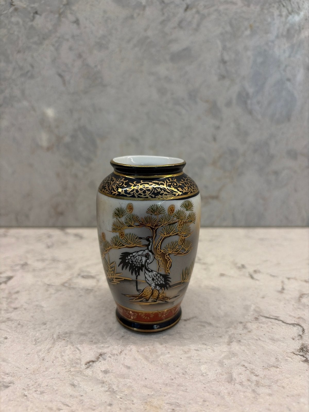 Antieke Japanse vaas met kraanvogels en dennenbomen, Antiek en Kunst, Ophalen of Verzenden