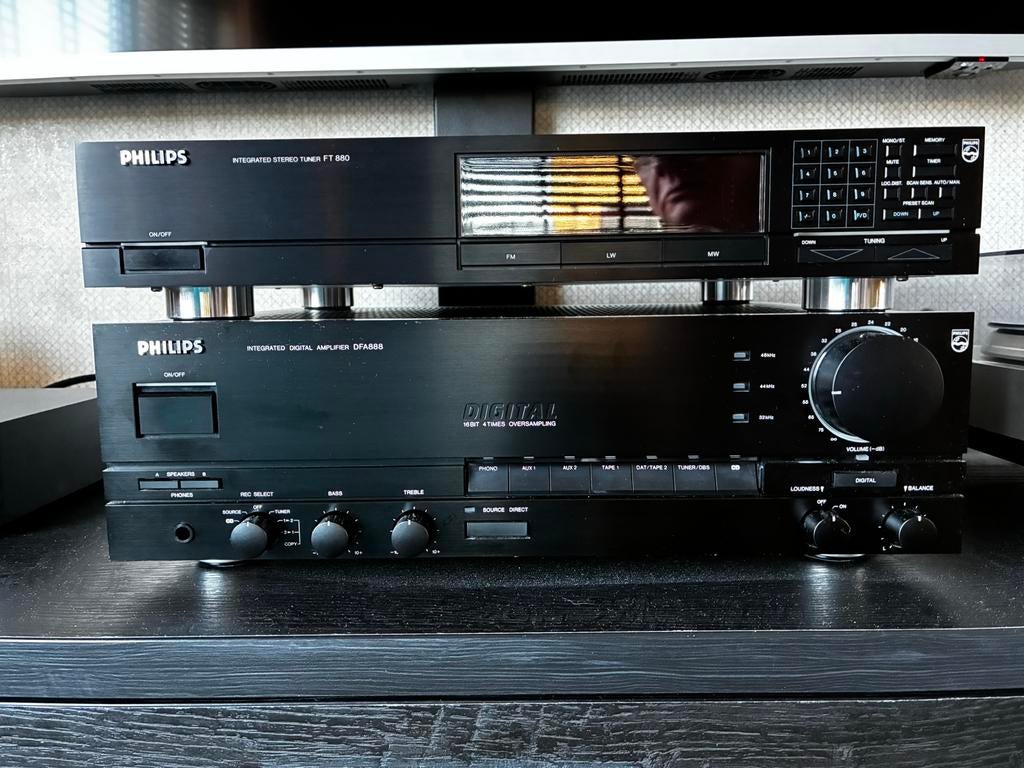 Philips DFA 888 versterker en FT880 tuner - TDA1541A DAC, Philips, Gebruikt, Tuner of Radio, Losse componenten