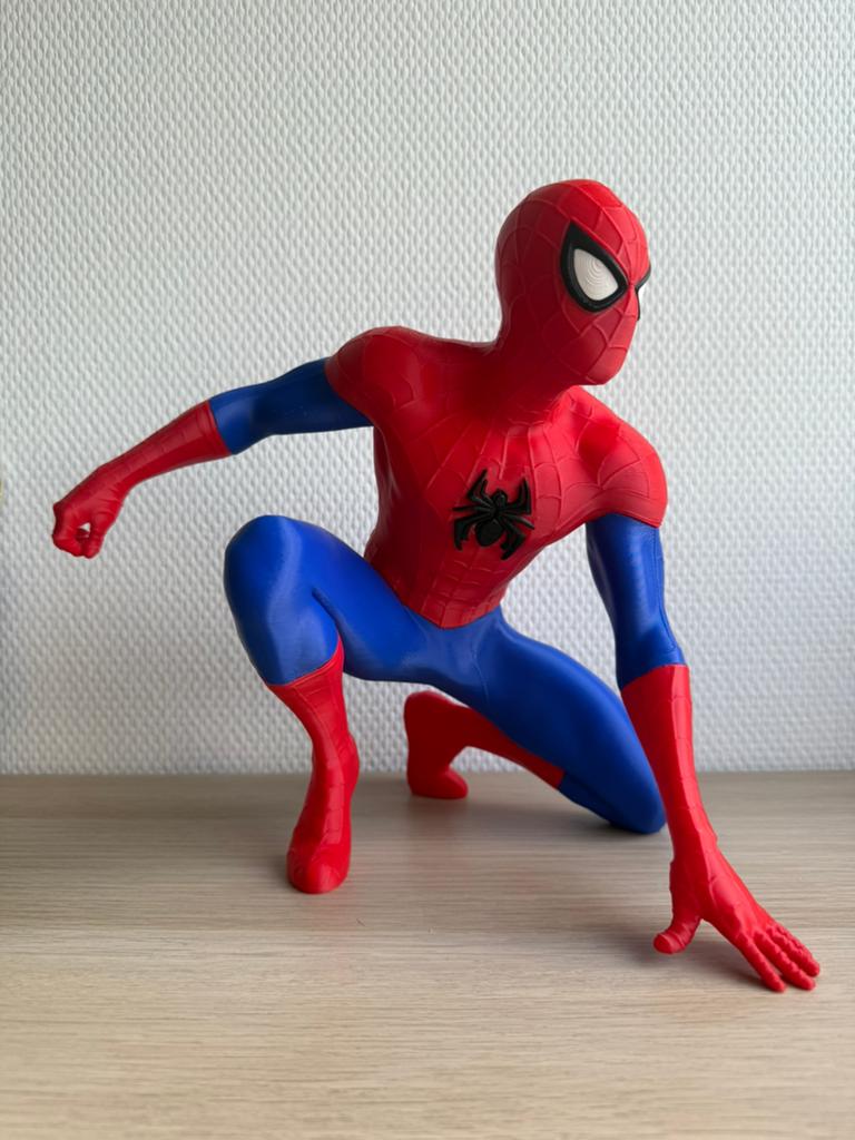 Spiderman 26 cm hoog, Ophalen of Verzenden, Nieuw, Fantasy