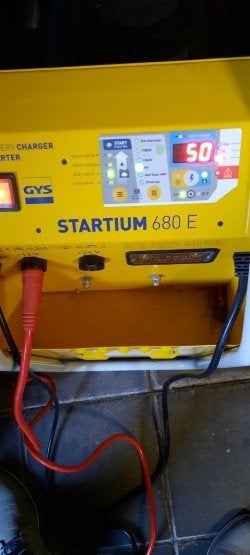 Professionele Startium 680E acculader, Ophalen