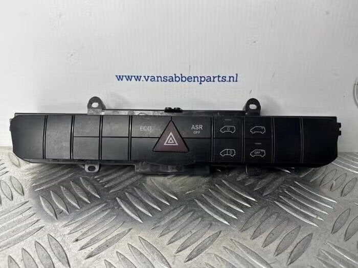 Paniekverlichtings Schakelaar van een Mercedes Vito, Ophalen of Verzenden, Gebruikt