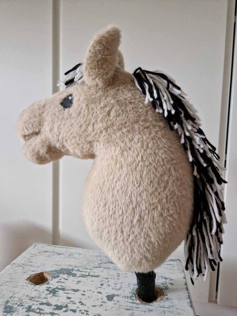 Te Koop Hobby Horse 'Fanta', Ophalen, Zo goed als nieuw