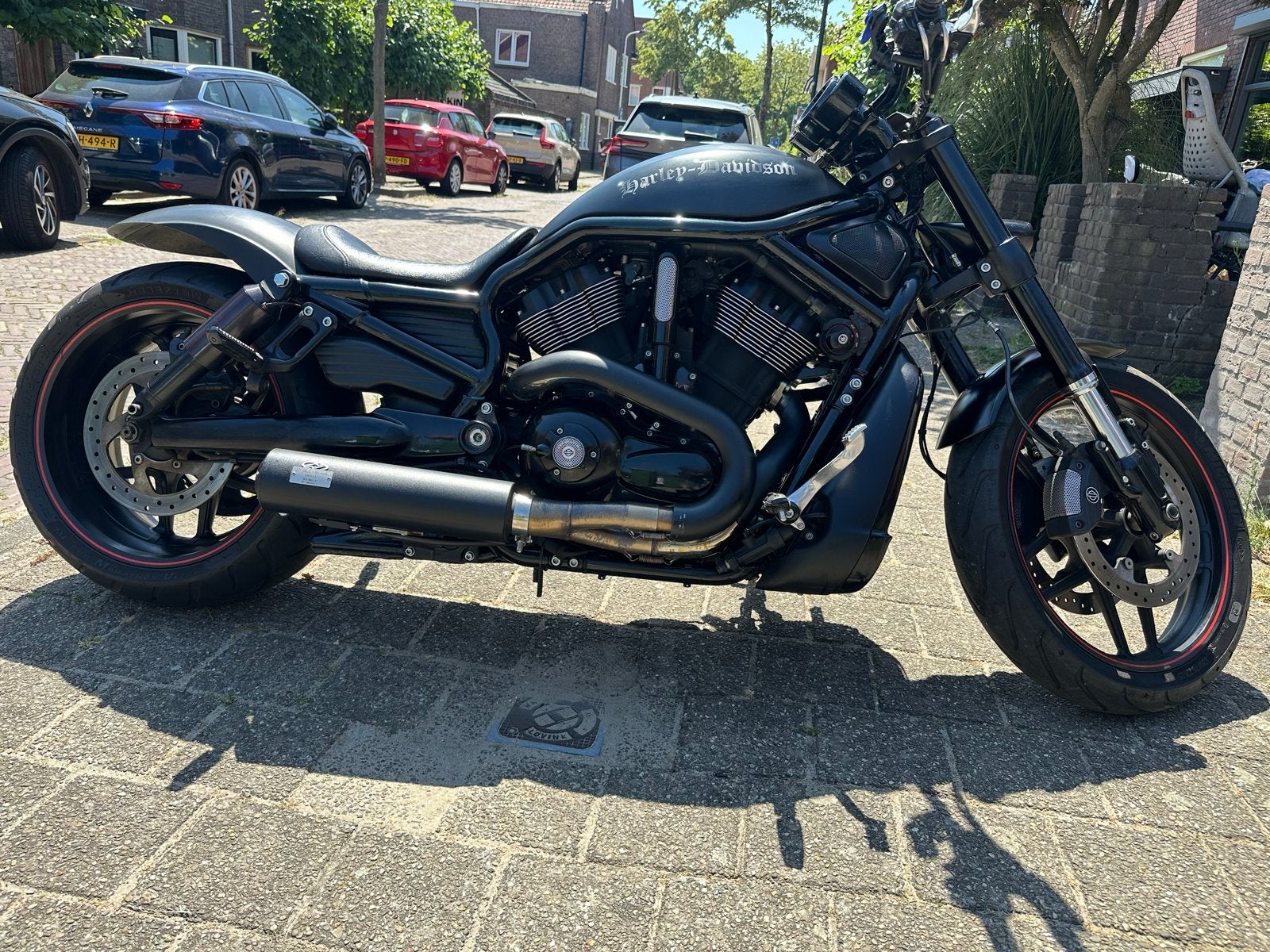 Harley-Davidson V-Rod Muscle met Dr. Jekill & Mr. Hyde uitla, Motoren, 2 cilinders, Motorrijbewijs A, Gebruikt, Particulier