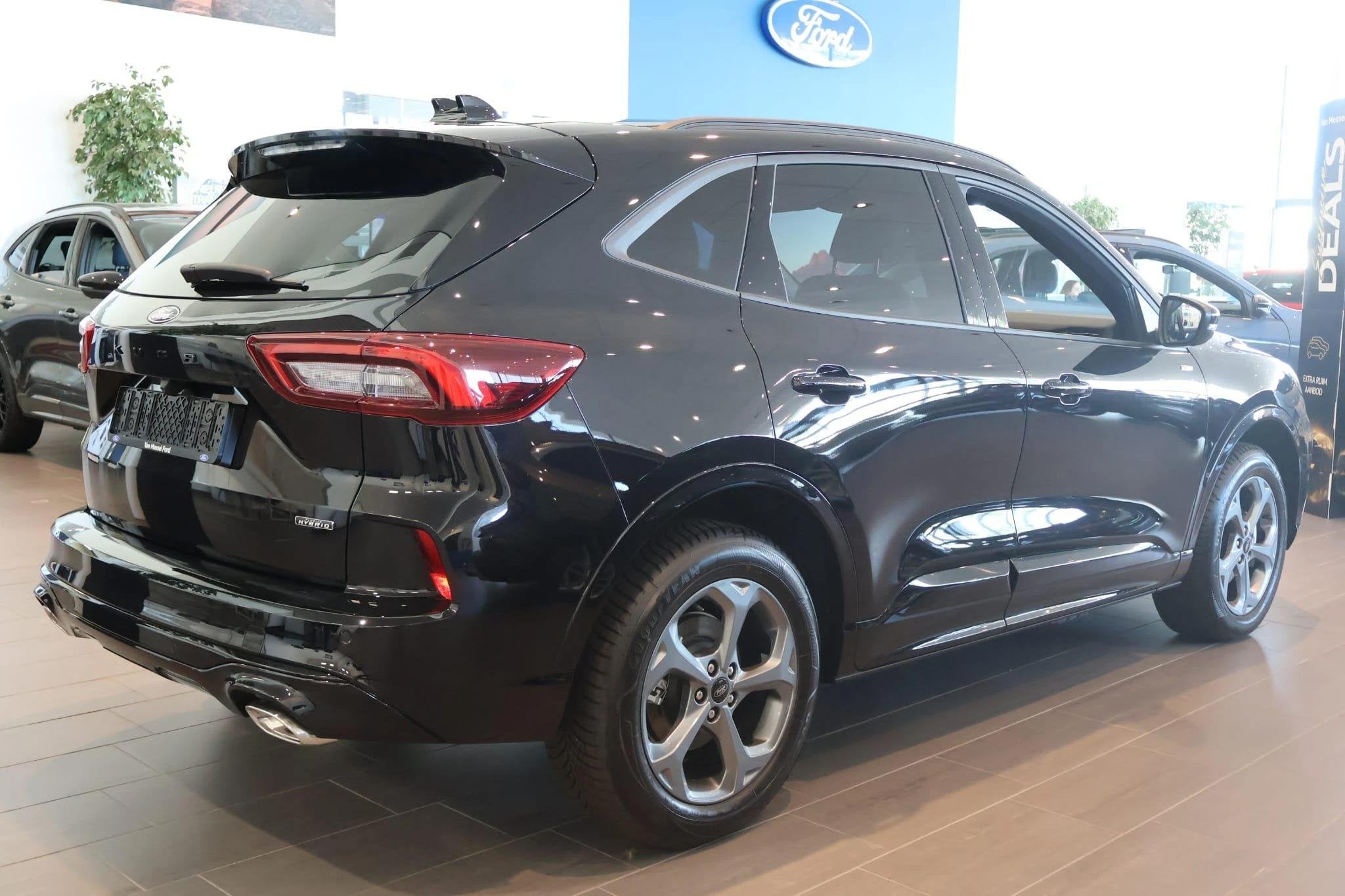 Ford Kuga 2.5 PHEV ST-Line Van 48395 voor 40945 | Trekhaak |, Auto's, 12 maanden, Gebruikt, Euro 6, 4 cilinders