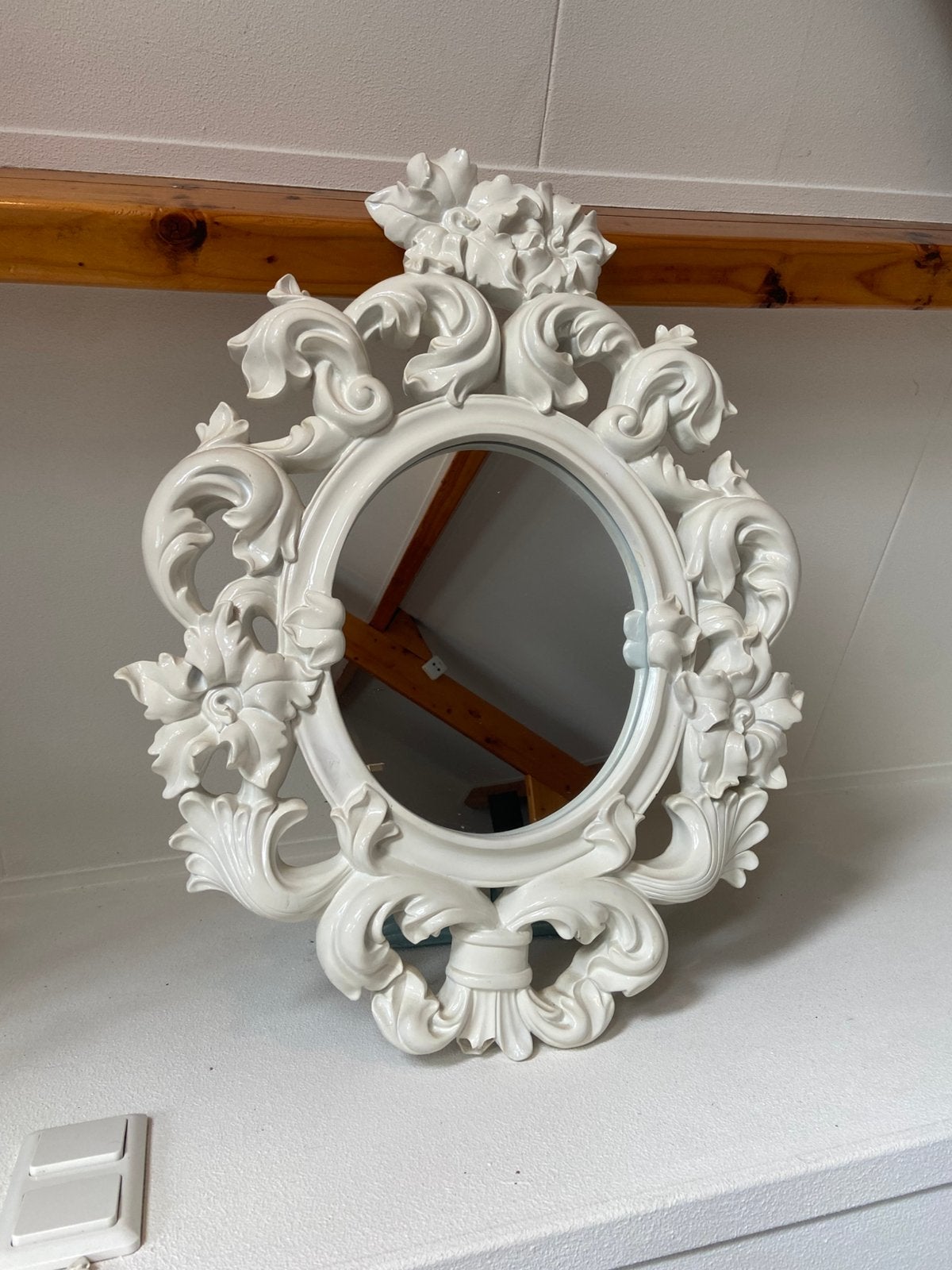 Witte barok spiegel 70 x 55 cm, Huis en Inrichting, Woonaccessoires | Spiegels, Zo goed als nieuw, 50 tot 75 cm, Minder dan 100 cm
