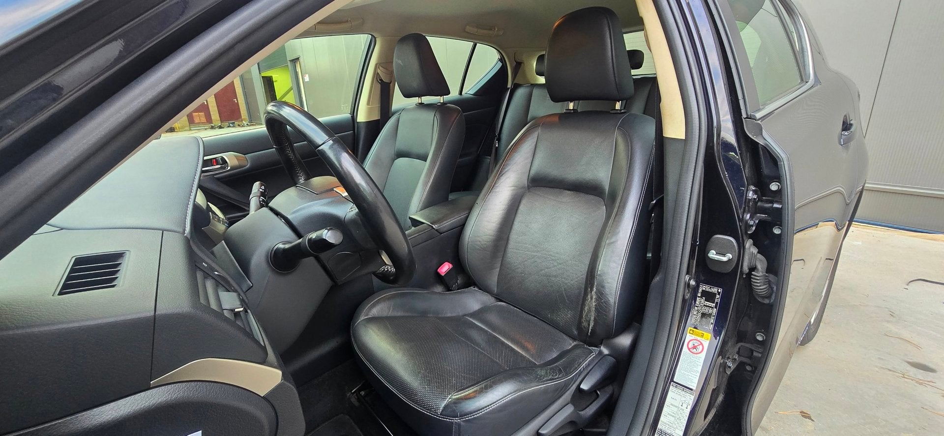 Lexus CT 200h F Sport Line|Leder Stoelverwarming Camera, Auto's, Gebruikt, 4 cilinders, Zwart, Leder