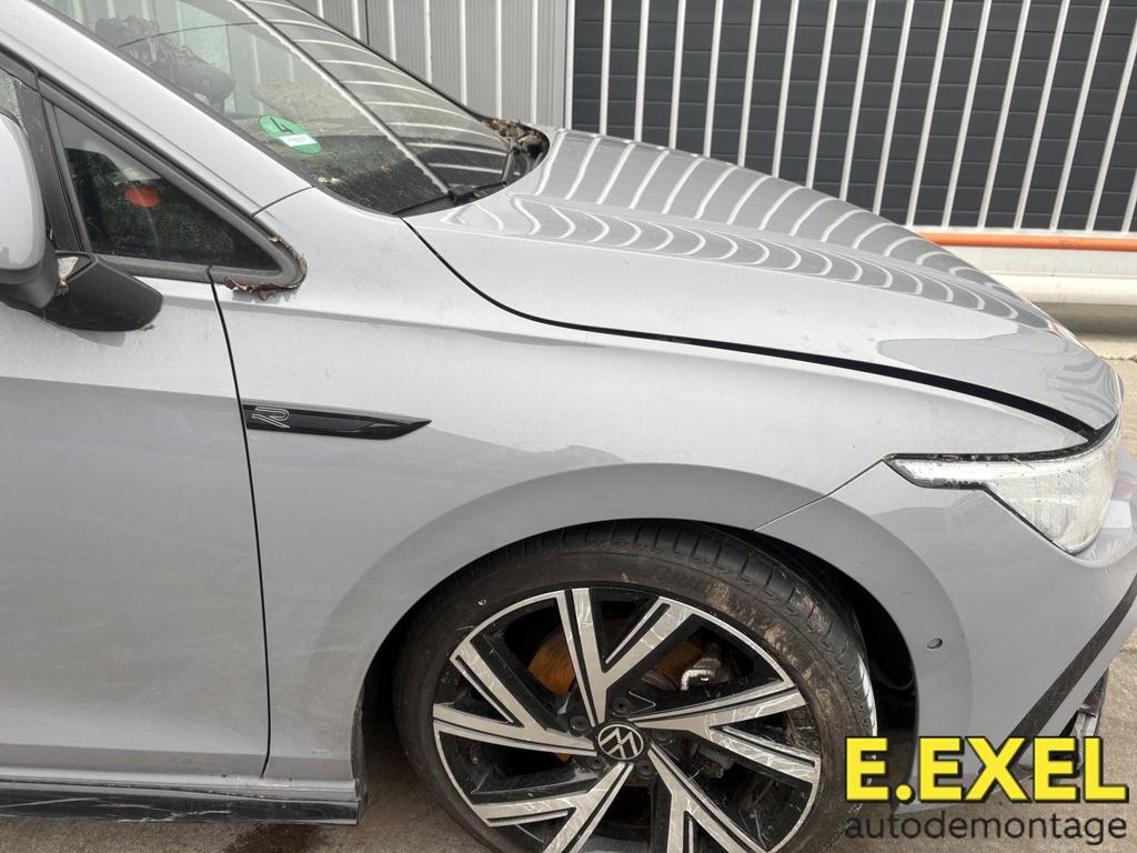 Spatbord Rechts Volkswagen Golf 8 vanaf 2019 LA7C, Auto-onderdelen, Carrosserie en Plaatwerk, Spatbord, Volkswagen, Rechts, Gebruikt