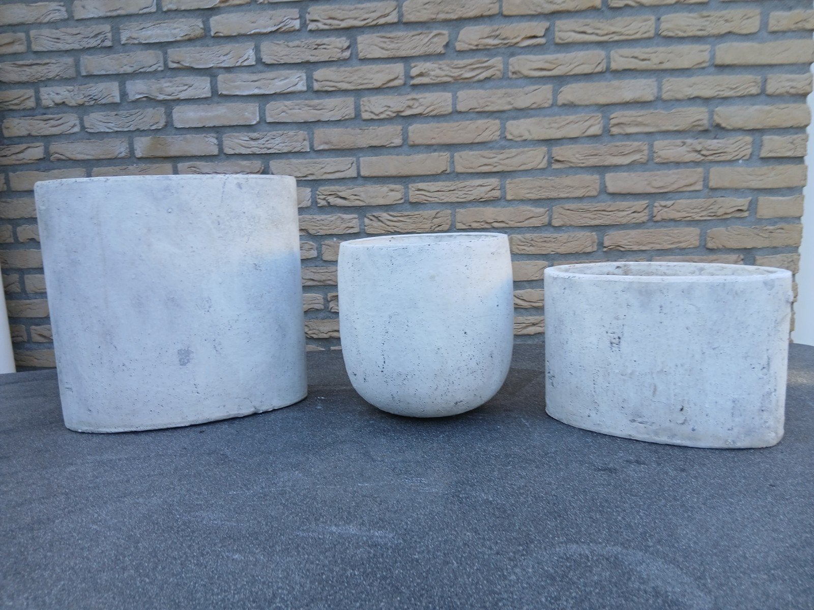 Set van 3 grijze bloempotten (ovaal en rond), Ophalen, Steen, Gebruikt, Binnen