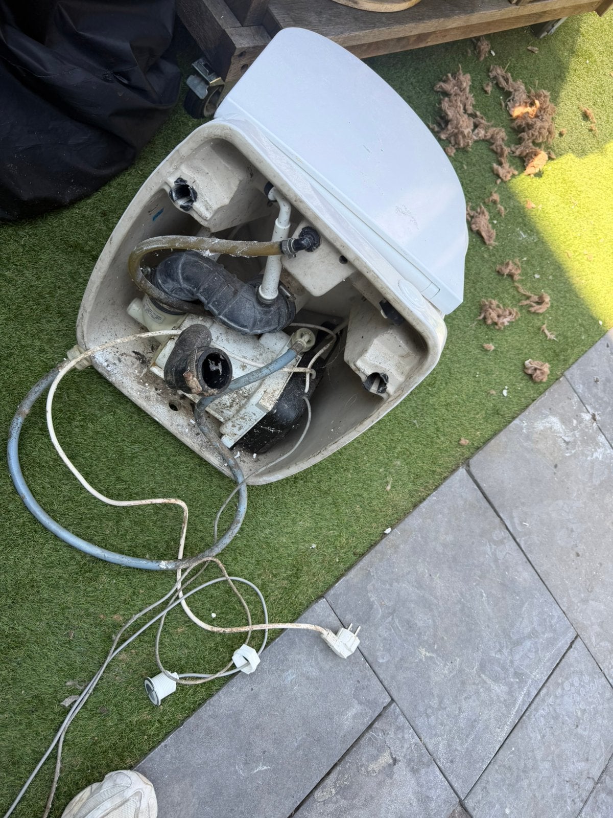 Sanibroyeur motor +pot, Ophalen, Gebruikt, Toilet