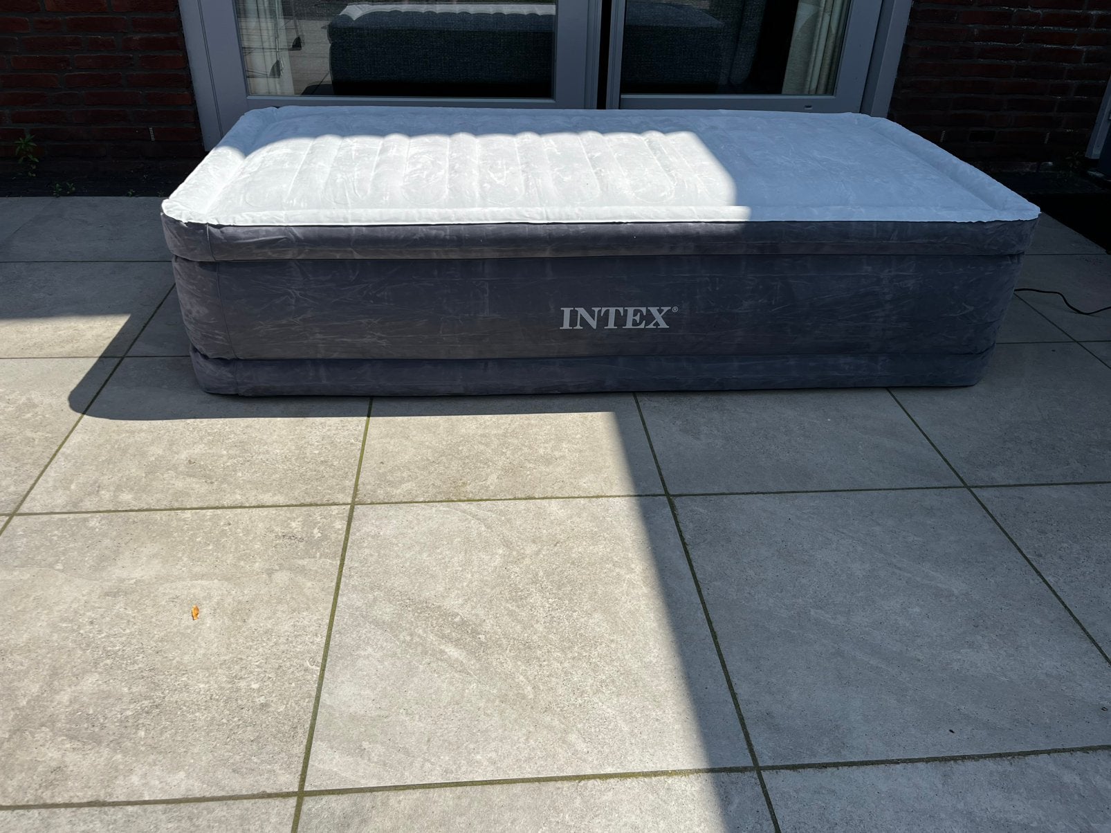 Intex Comfort Plush Elevated Twin luchtbed - 191x99x46 cm, Ophalen, Zo goed als nieuw